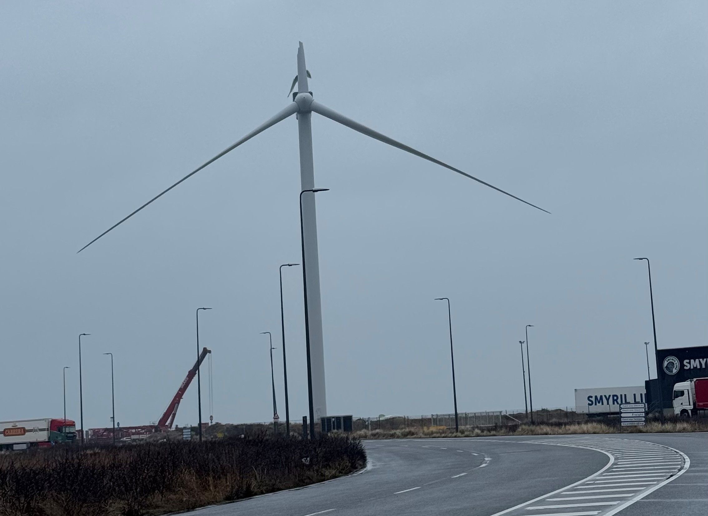 Drama i Hirtshals: Vindturbin knakk rett av