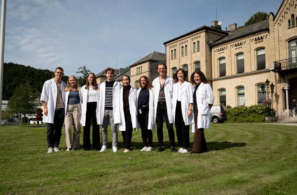 Nå kan medisinstudenter søke seg til Sørlandet