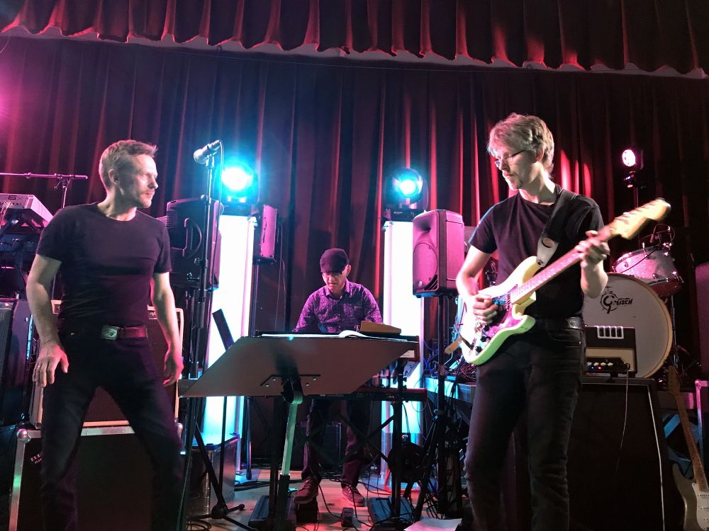 Klassisk rocka debut - morenytt.no