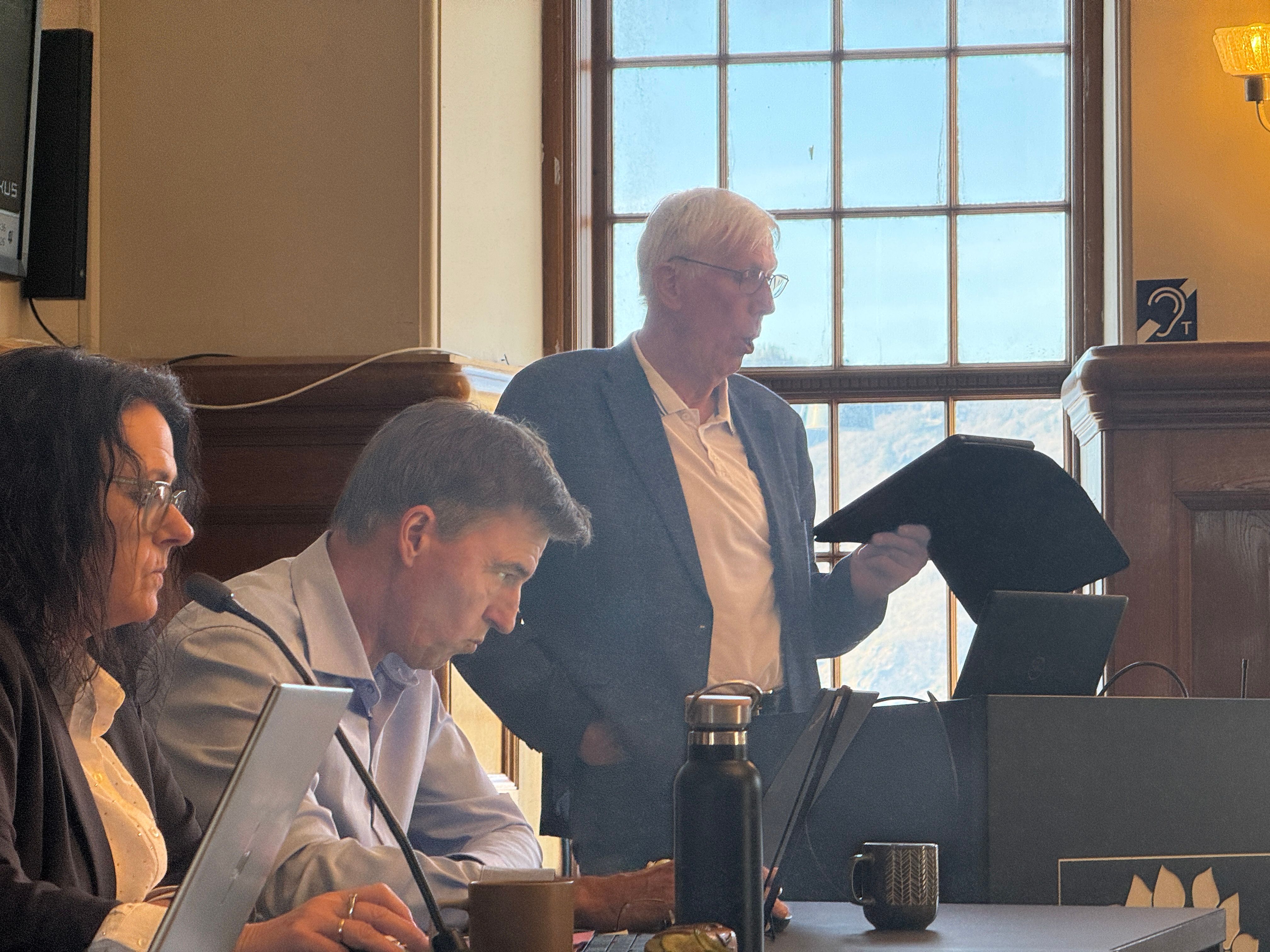 – Vi er et fullstendig u-land. Jeg mener at kommunen bør ta noen initiativ.