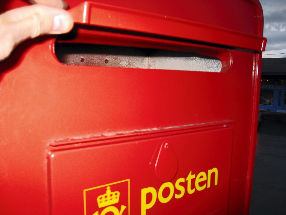 røde postkasser -