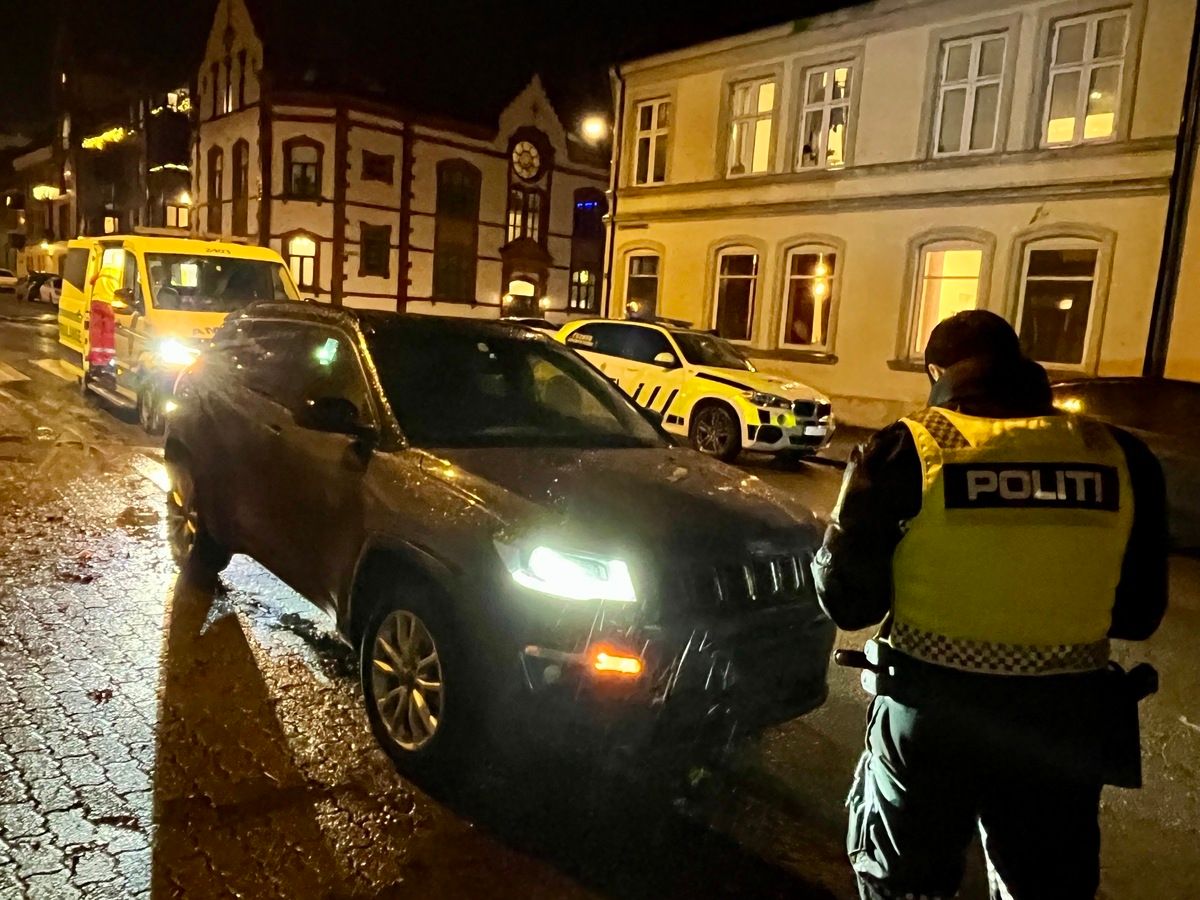 Bil og moped har kollidert i Kristiansand