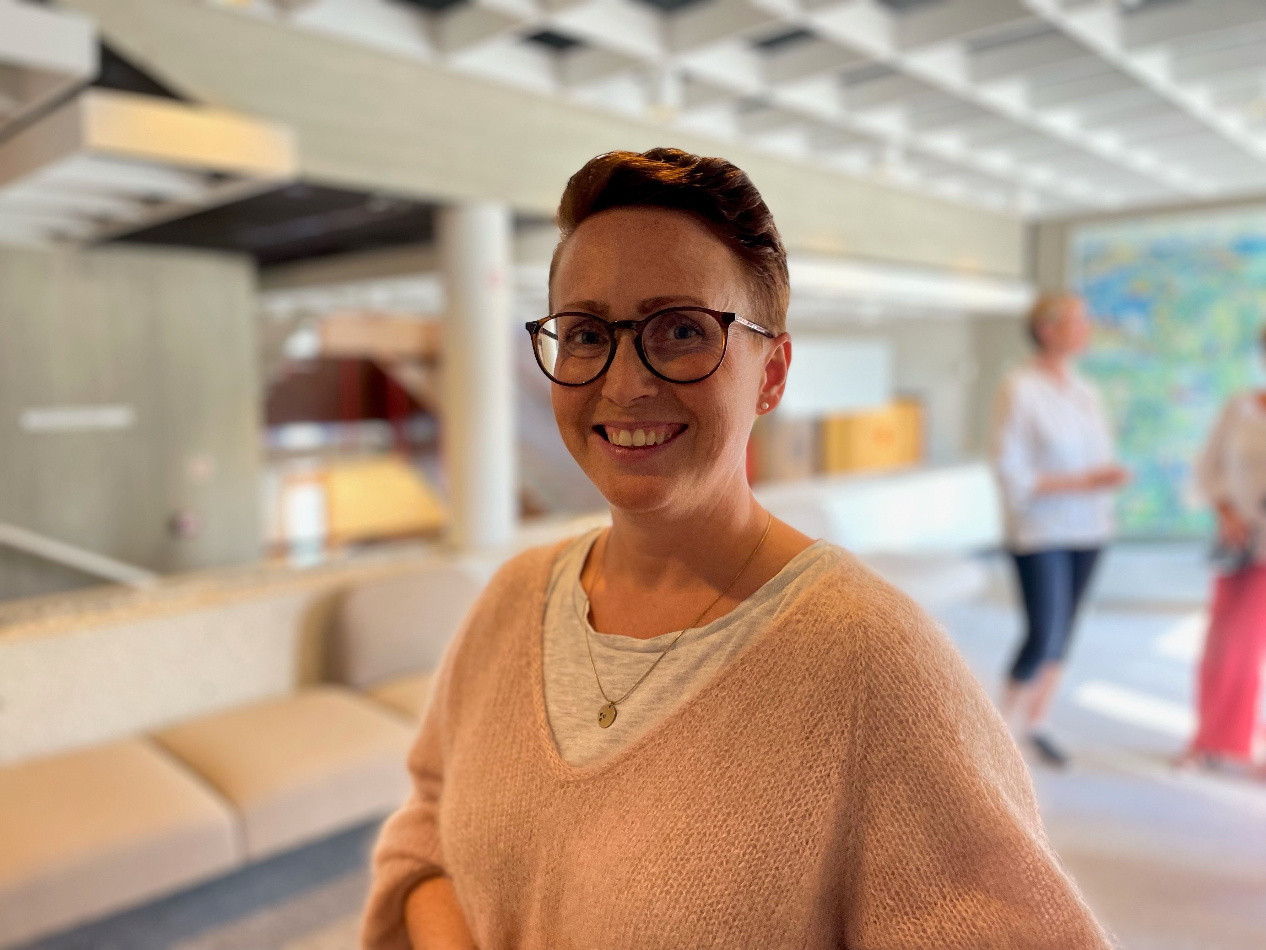 «Det viktigste kjennetegnet er at tilstanden kommer plutselig og svinger i løpet av dagen»