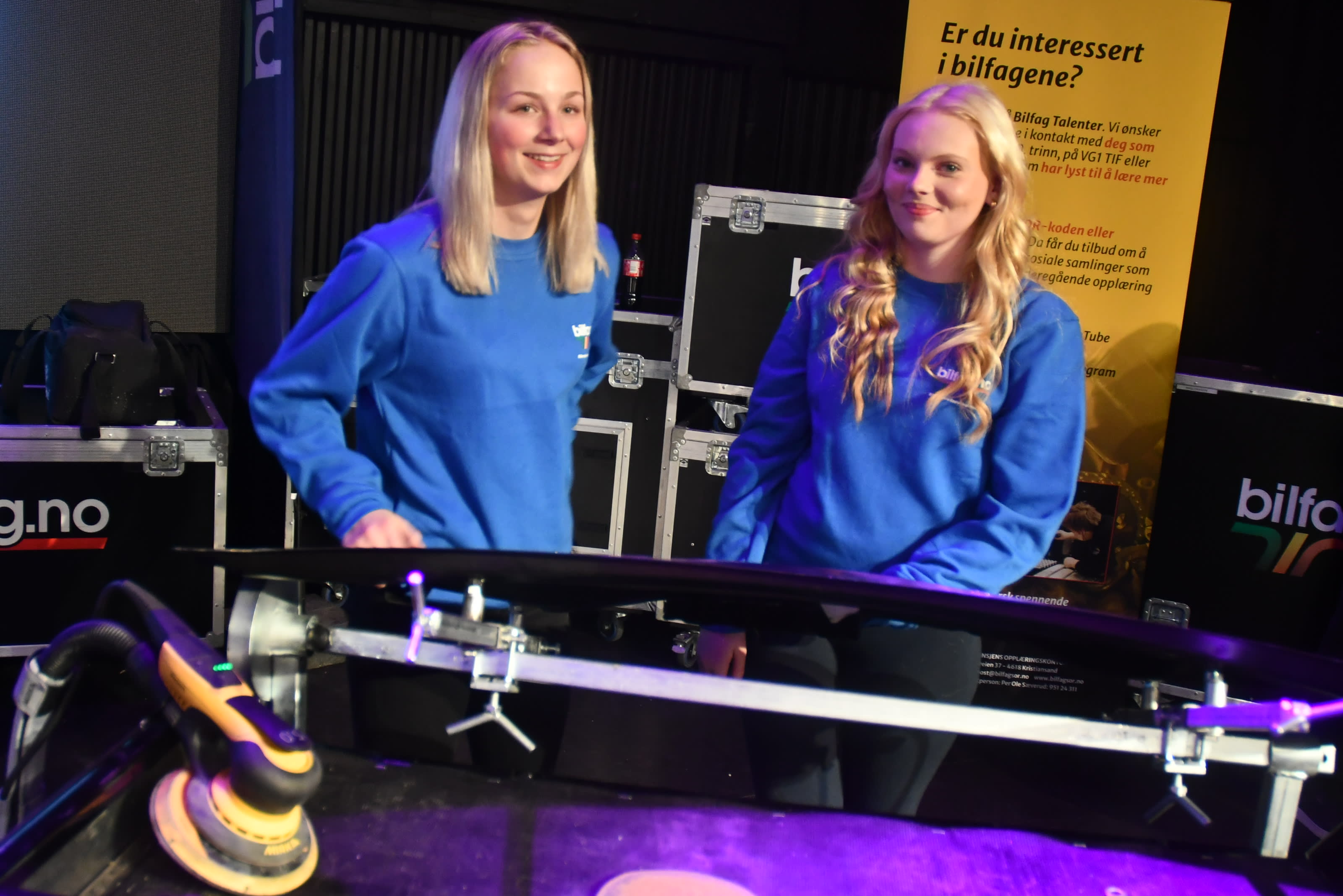 Viste fram bilfagene: – Har hatt lyst til det siden jeg var liten