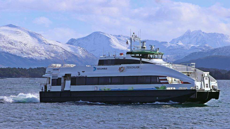 Om Hurtigb ten Og Tilbudet Over Romsdalsfjorden Rbnett no