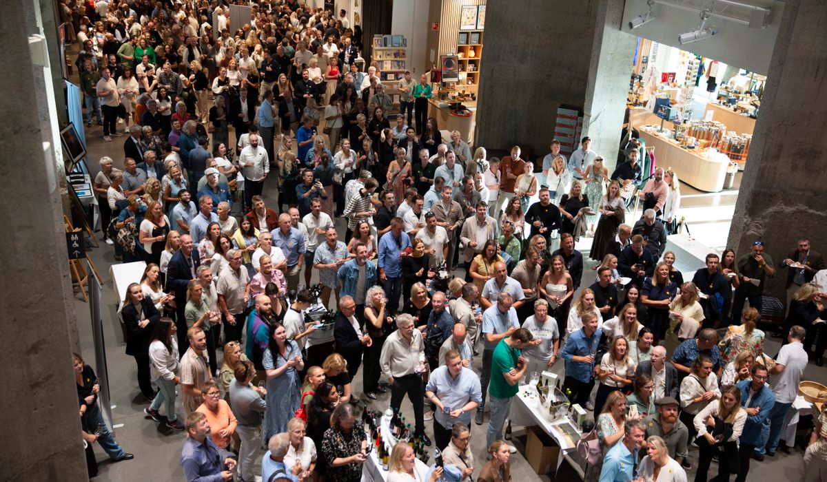 Utsolgt festival: Lang kø for å smake edle dråper