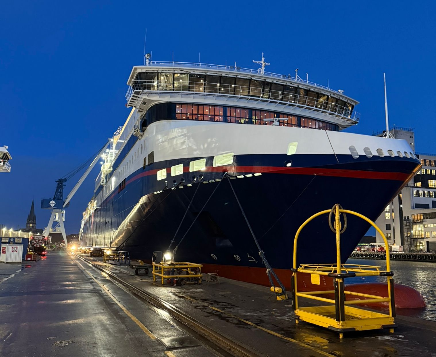 Retur­nerer etter dokkopp­hold. Dette er nytt på Super­speed.