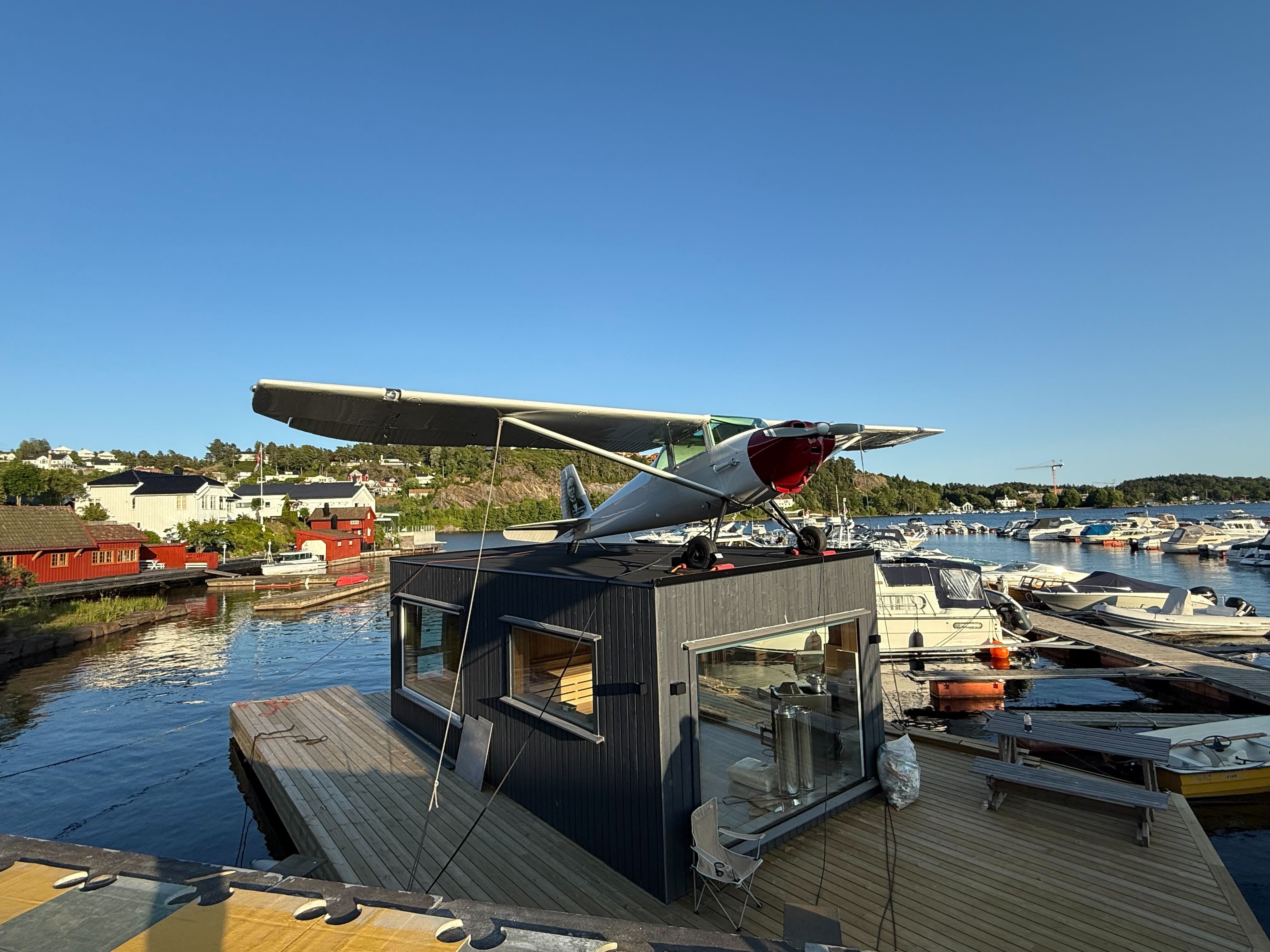 Eie­ren mener dette er et fartøy. Det er ikke kommu­nen enig i.