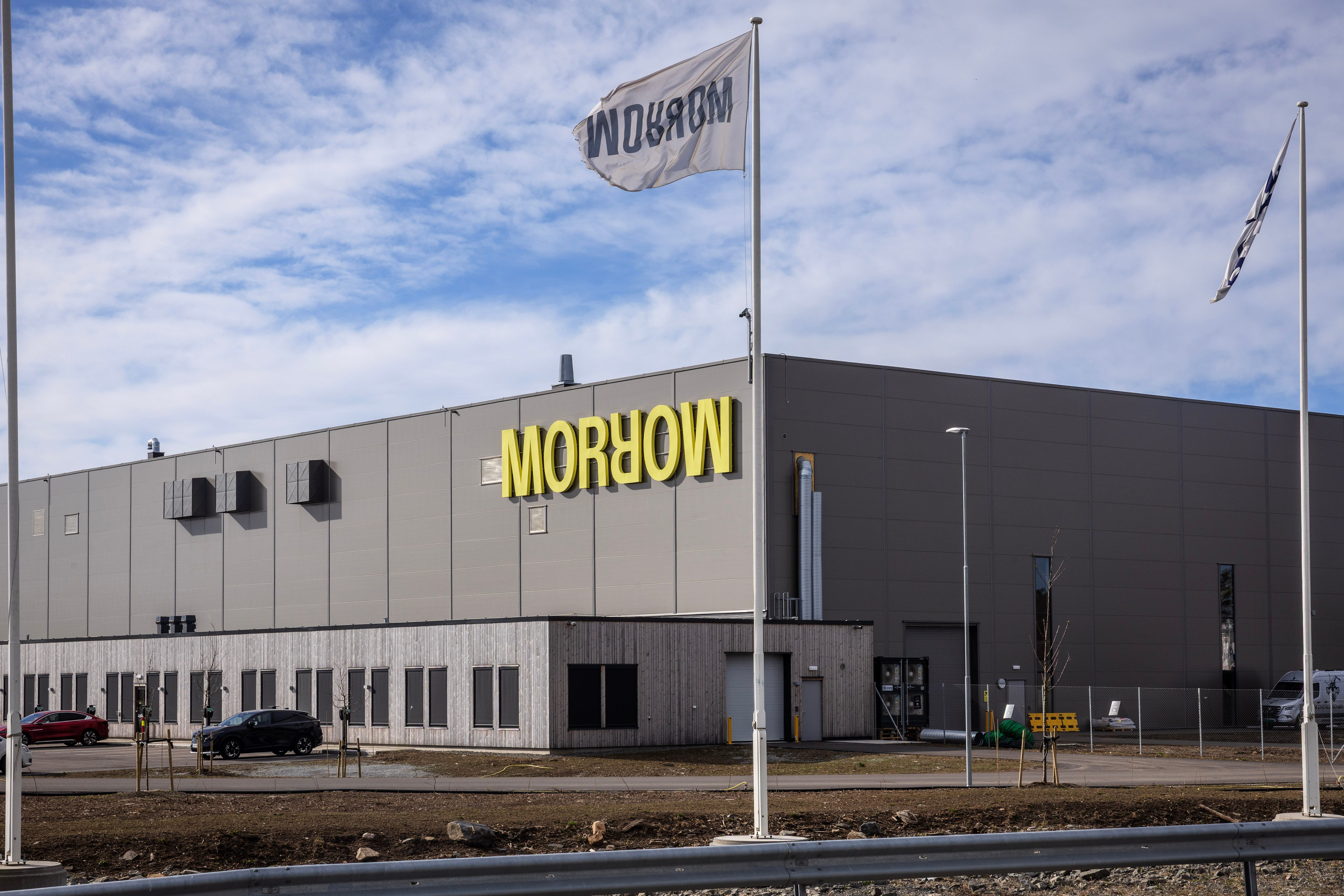 I Kina produserer de milliarder av batterier, Morrow produserer røde regnskapstall i milliardklassen