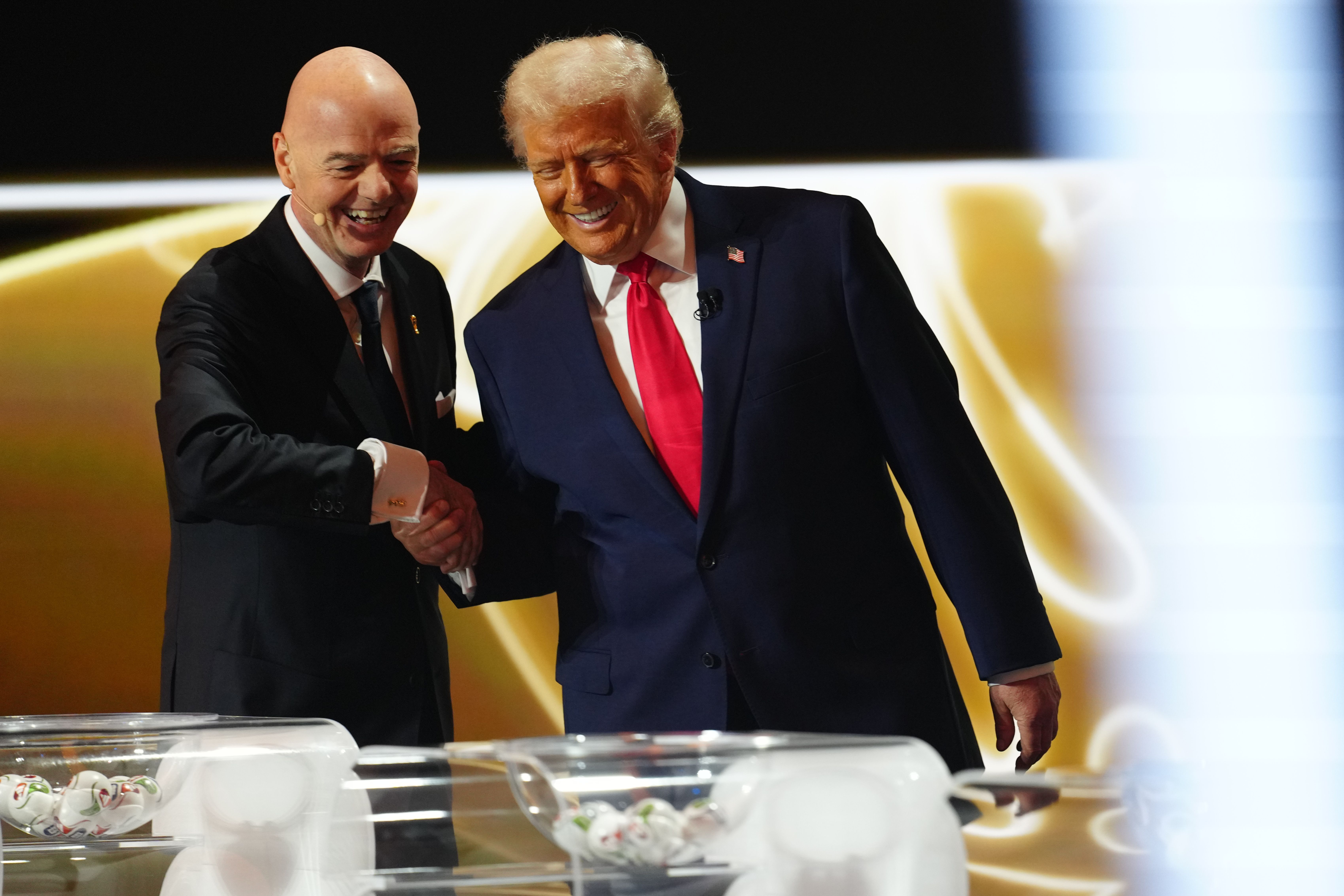 Fifa forsvarer svindyrt VM: – Det eneste vi tjener penger på