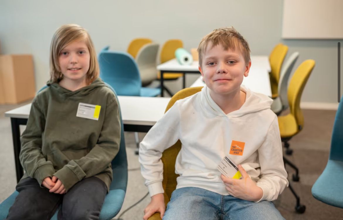 Barn lærte koding på Registrene - banett.no