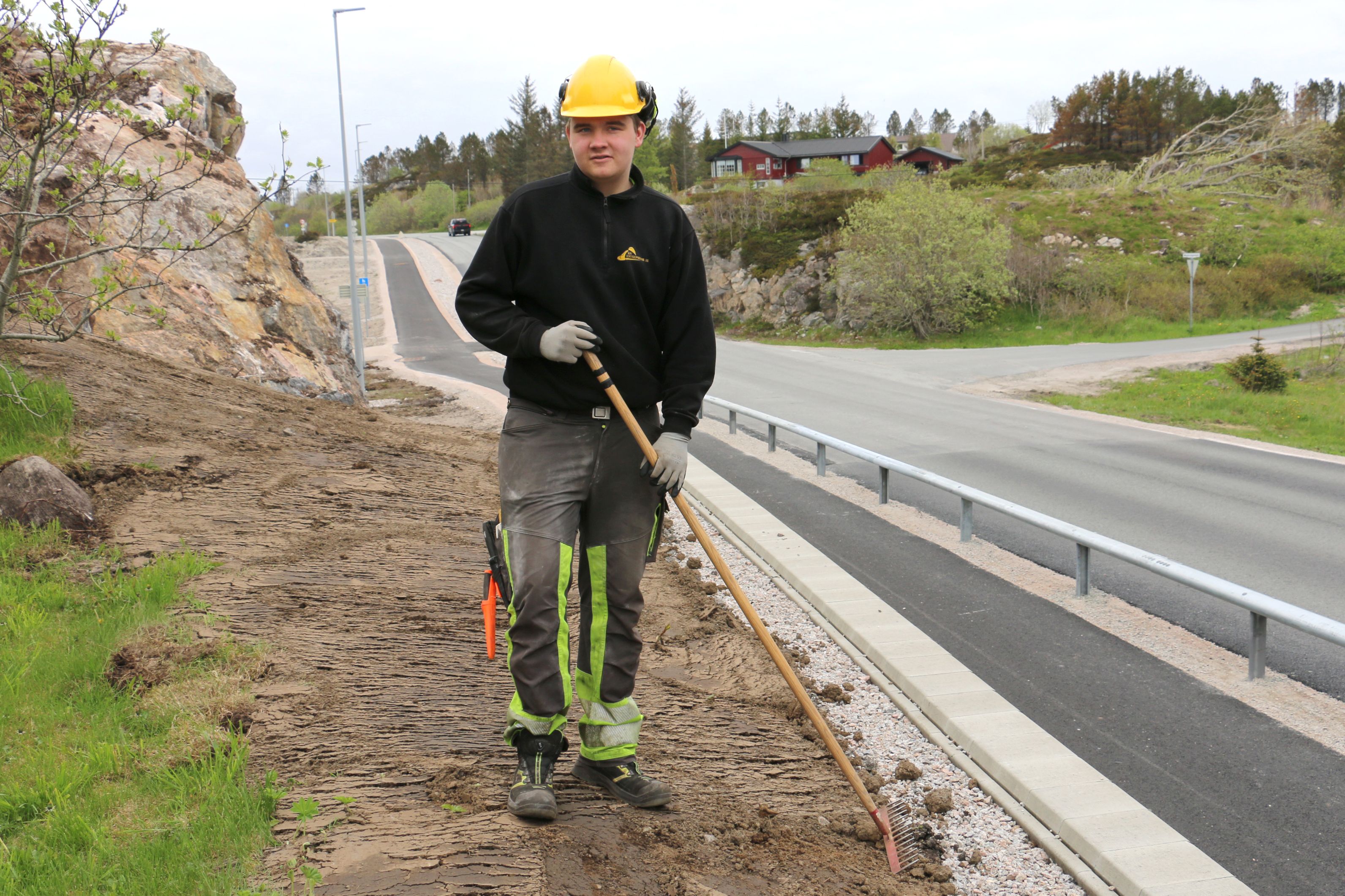 Sander har bodd på Frøya i ett års tid. Han har allerede funnet seg ...