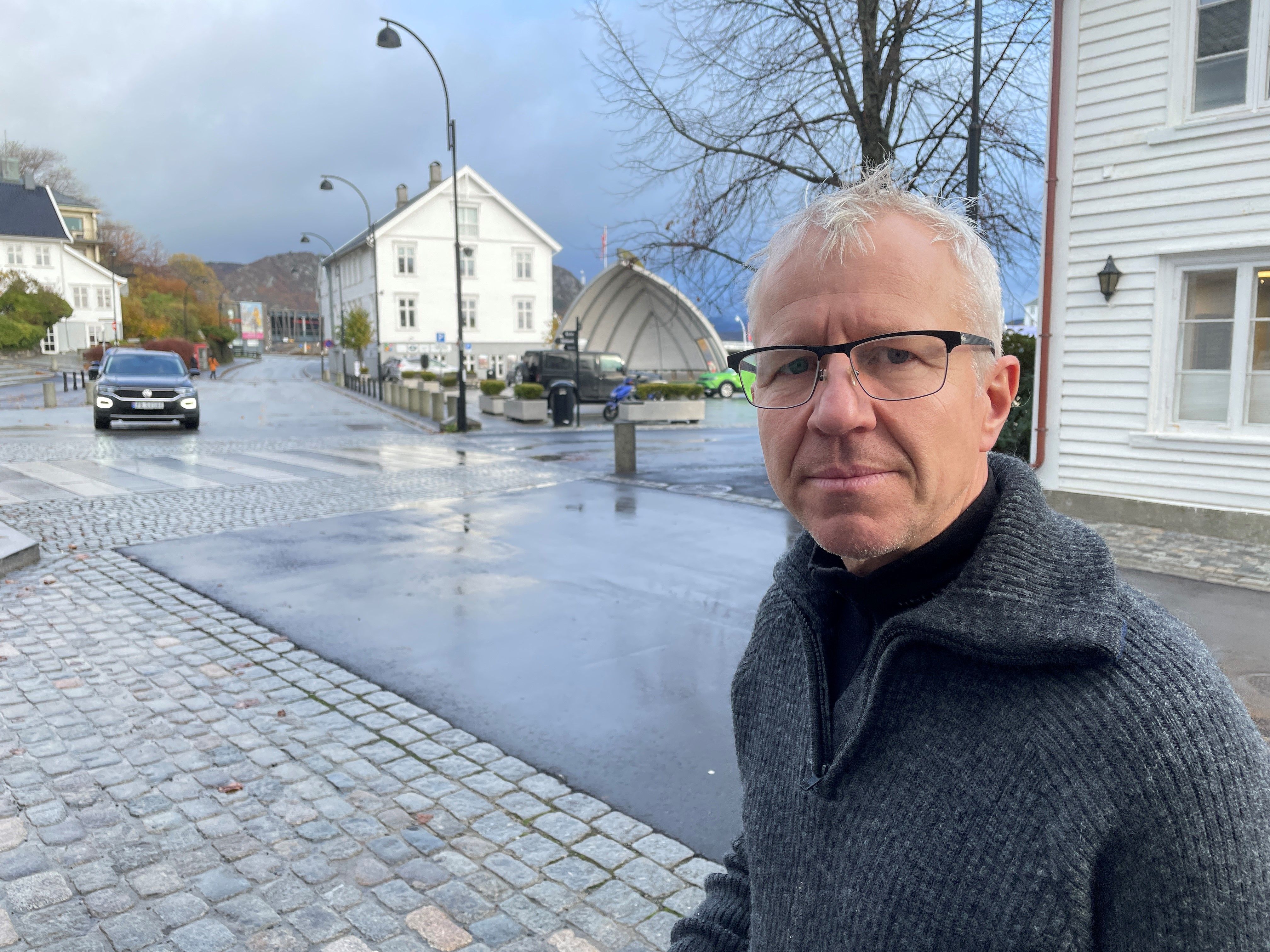 Kritisk til å endre kommune­planen ved Ydste­steinen