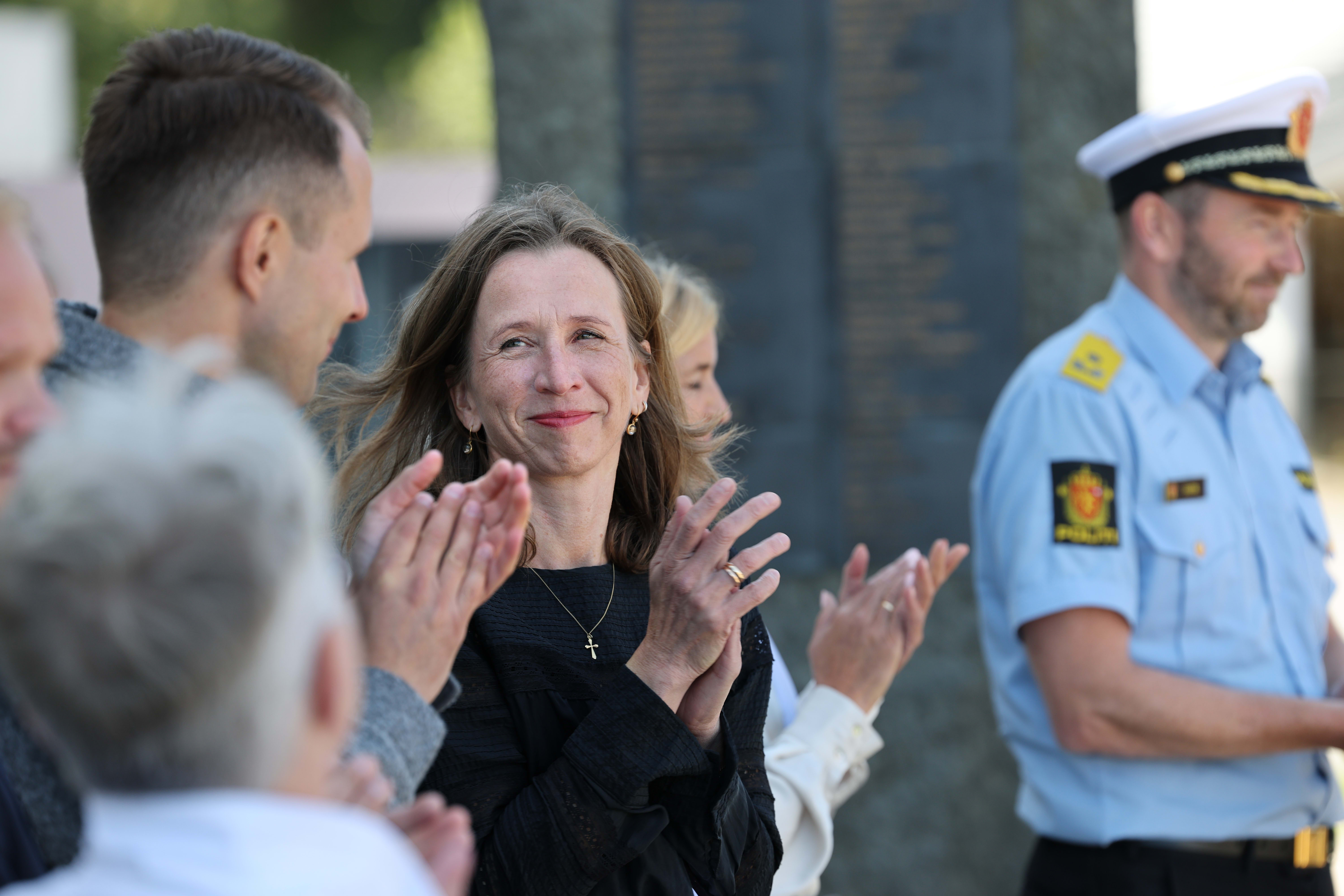 Planen? Mer bok, mindre skjerm.