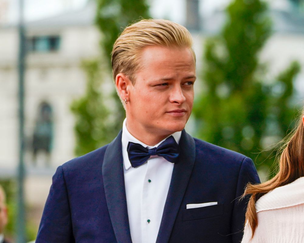 Marius Borg Høiby tiltalt for fire voldtekter og mishandling i nære relasjoner