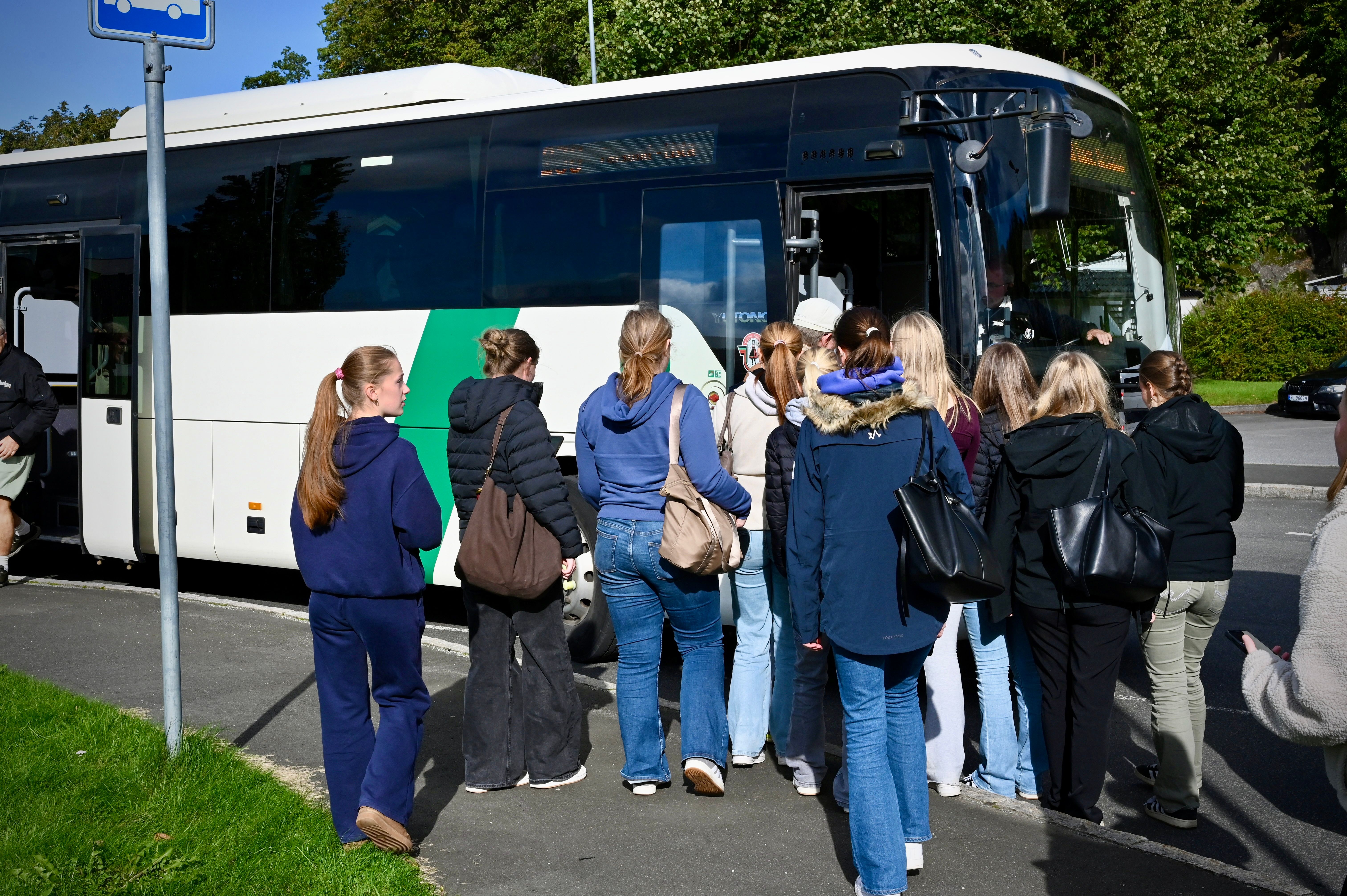 «Vi oppfordrer Frp til å bruke makta velgerne i Lister har gitt dem, til å gi elevene et bedre busstilbud før neste skoleår»