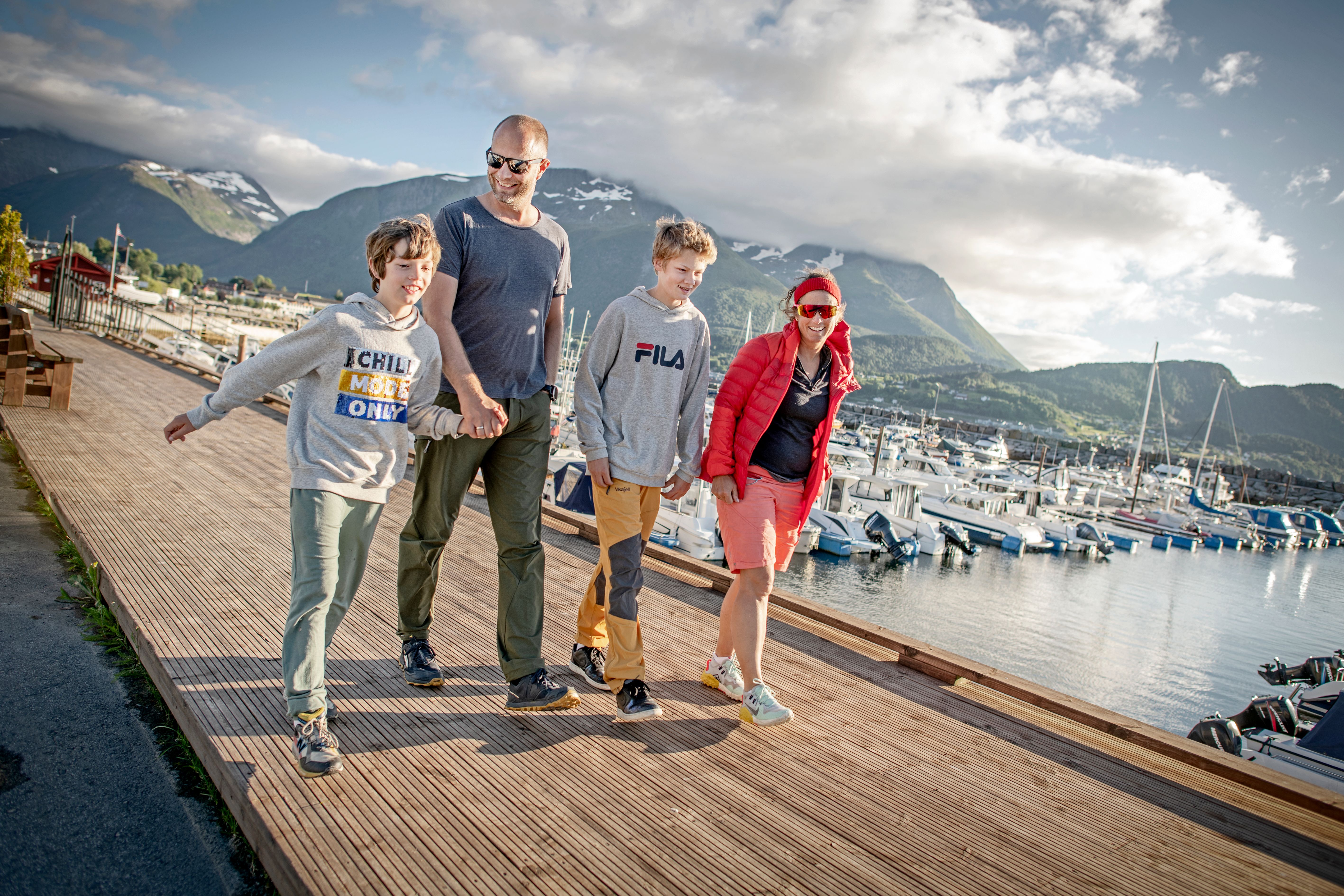 «Roadtrip» på Sunnmøre - smp.no