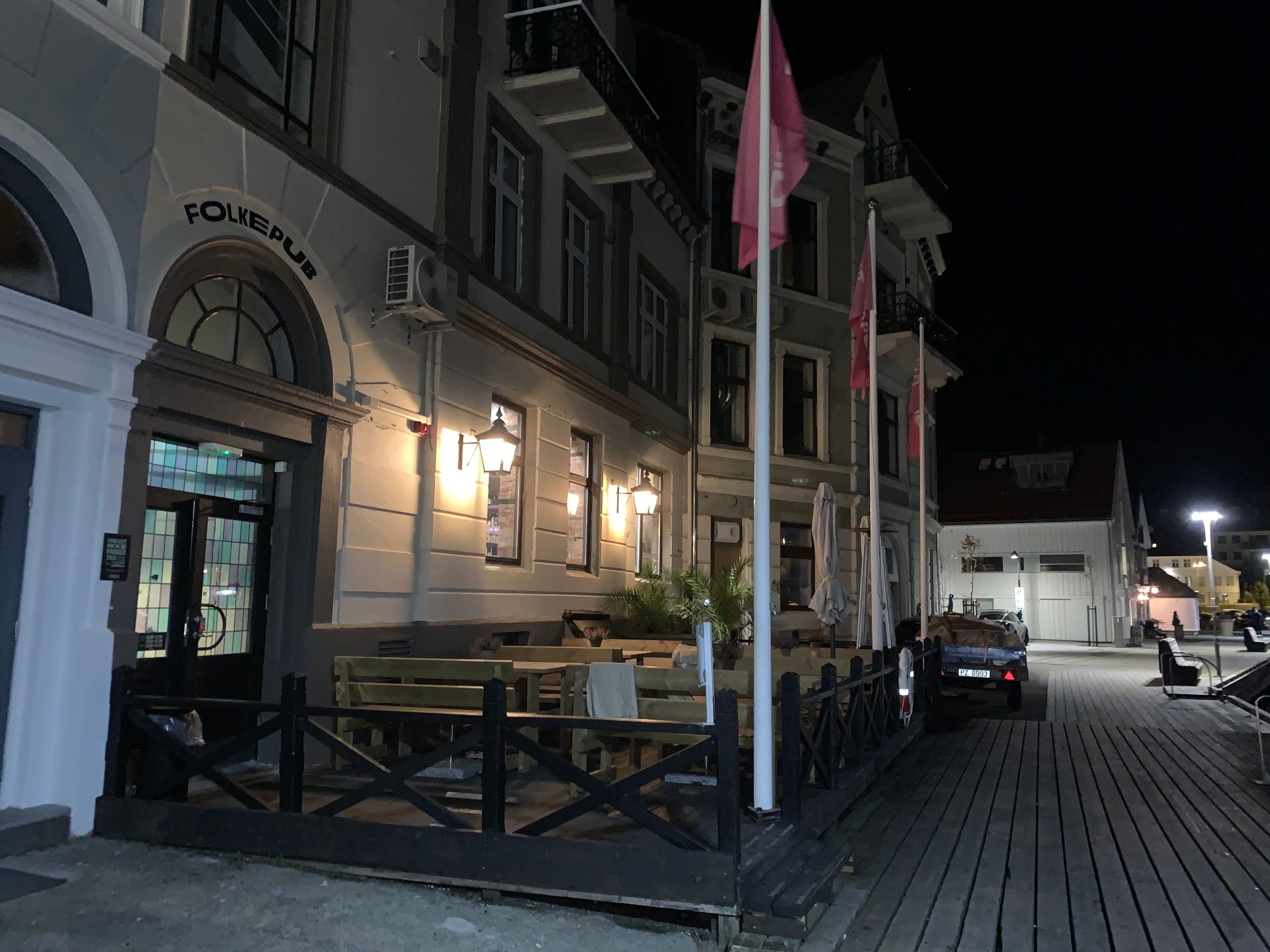 Vil gi reaksjon til utested for brudd på alkoholforskriften