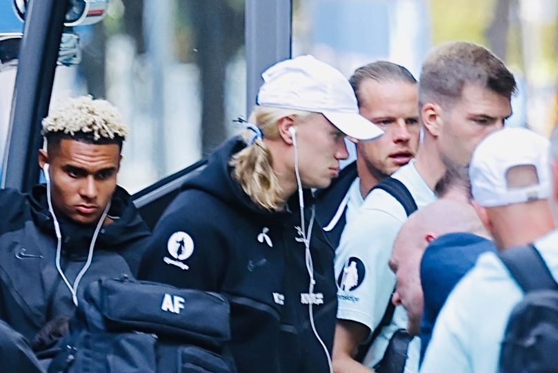 Her ankommer stjernene til stekende varme