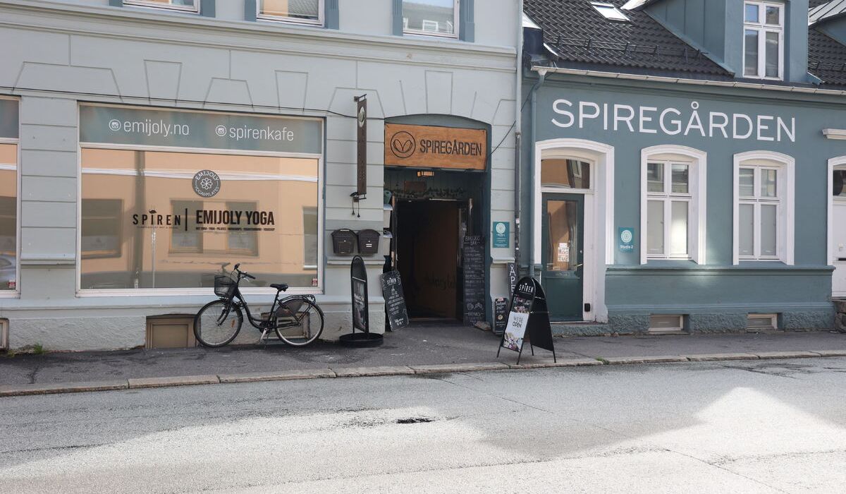 Truet med kniv på kafé i Kristiansand