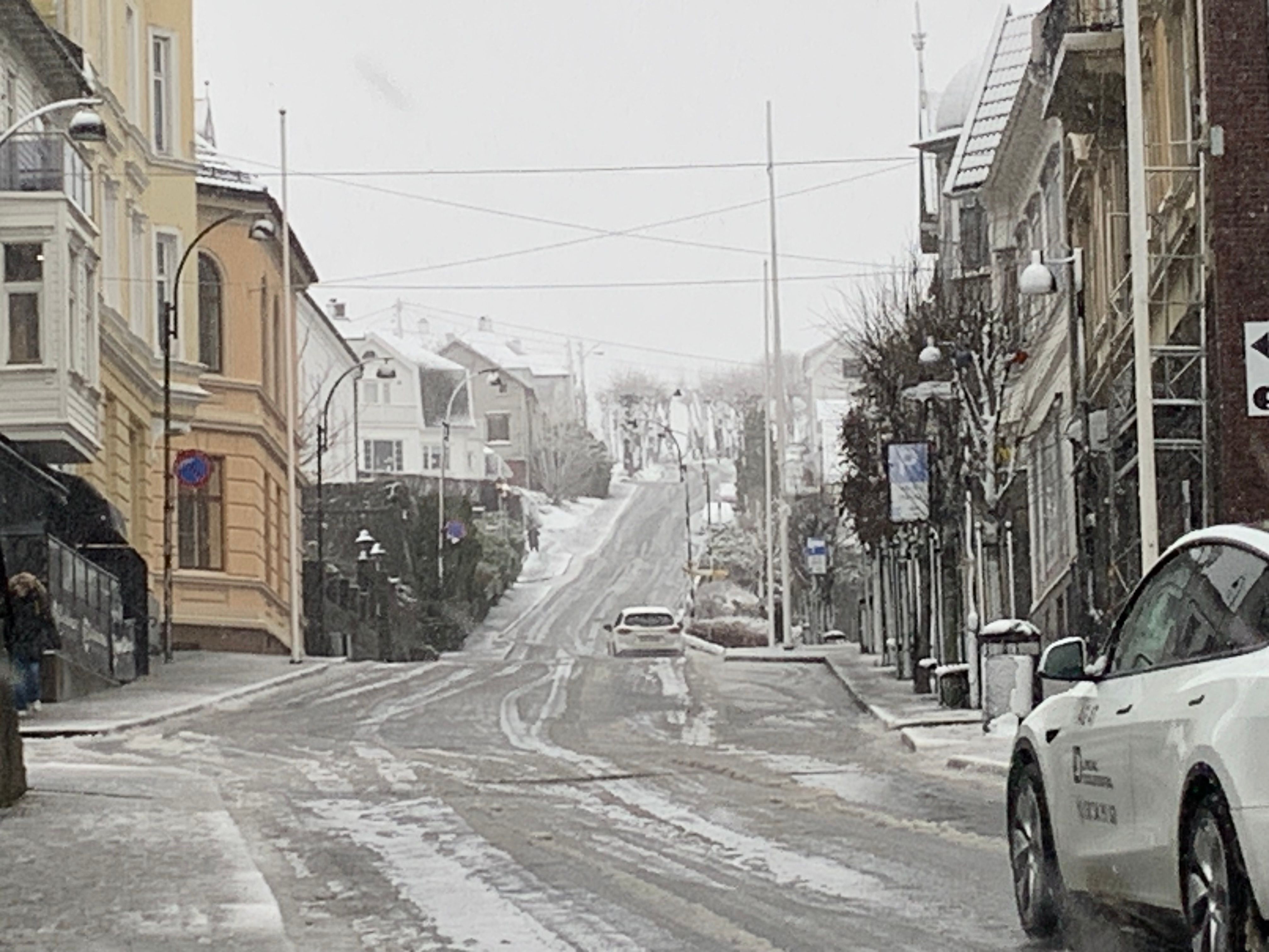 Snøen på snarvisitt: – Ikke noe supert vårvær i sikte
