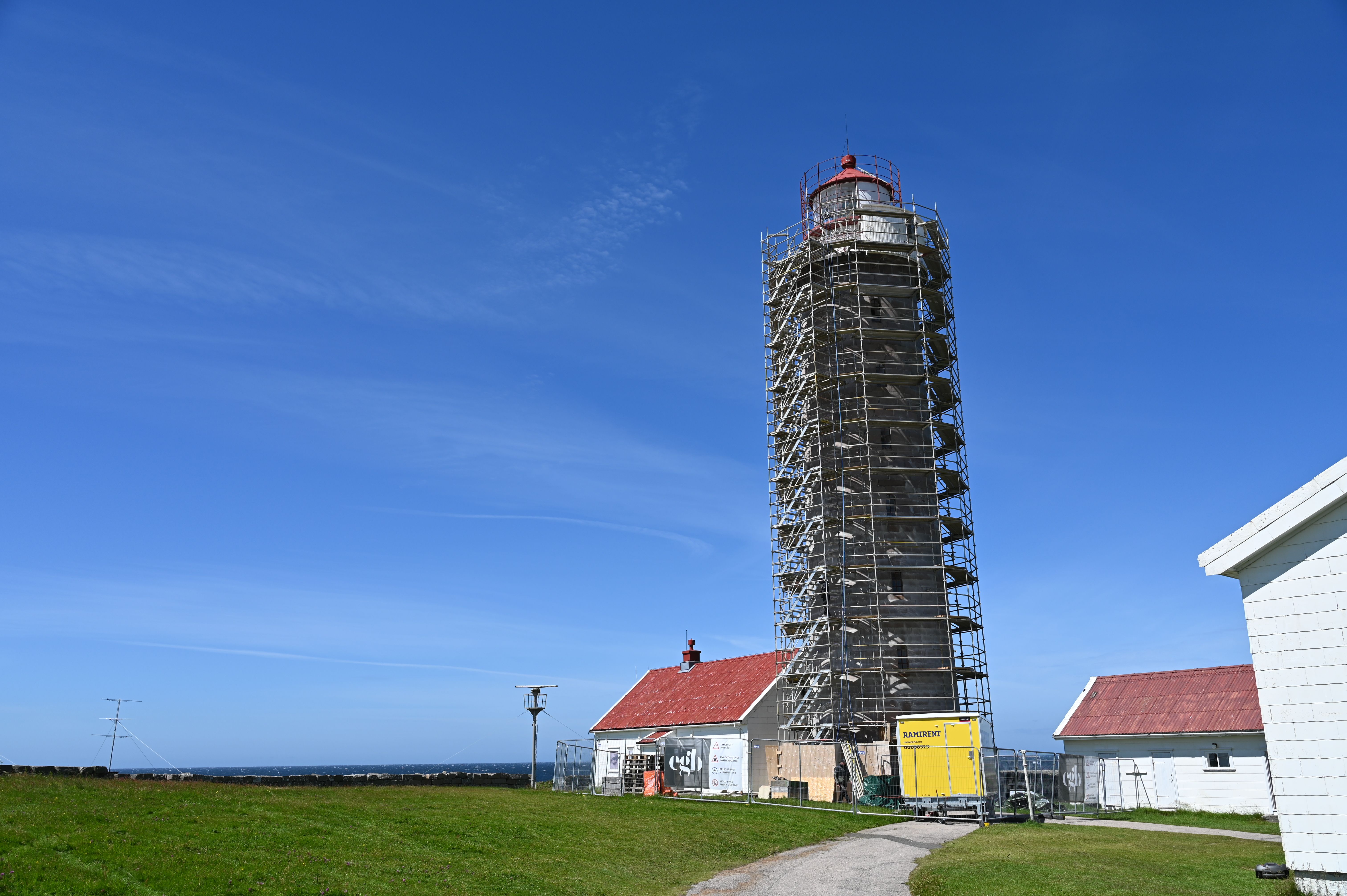 Sommerstengt fyrtårn