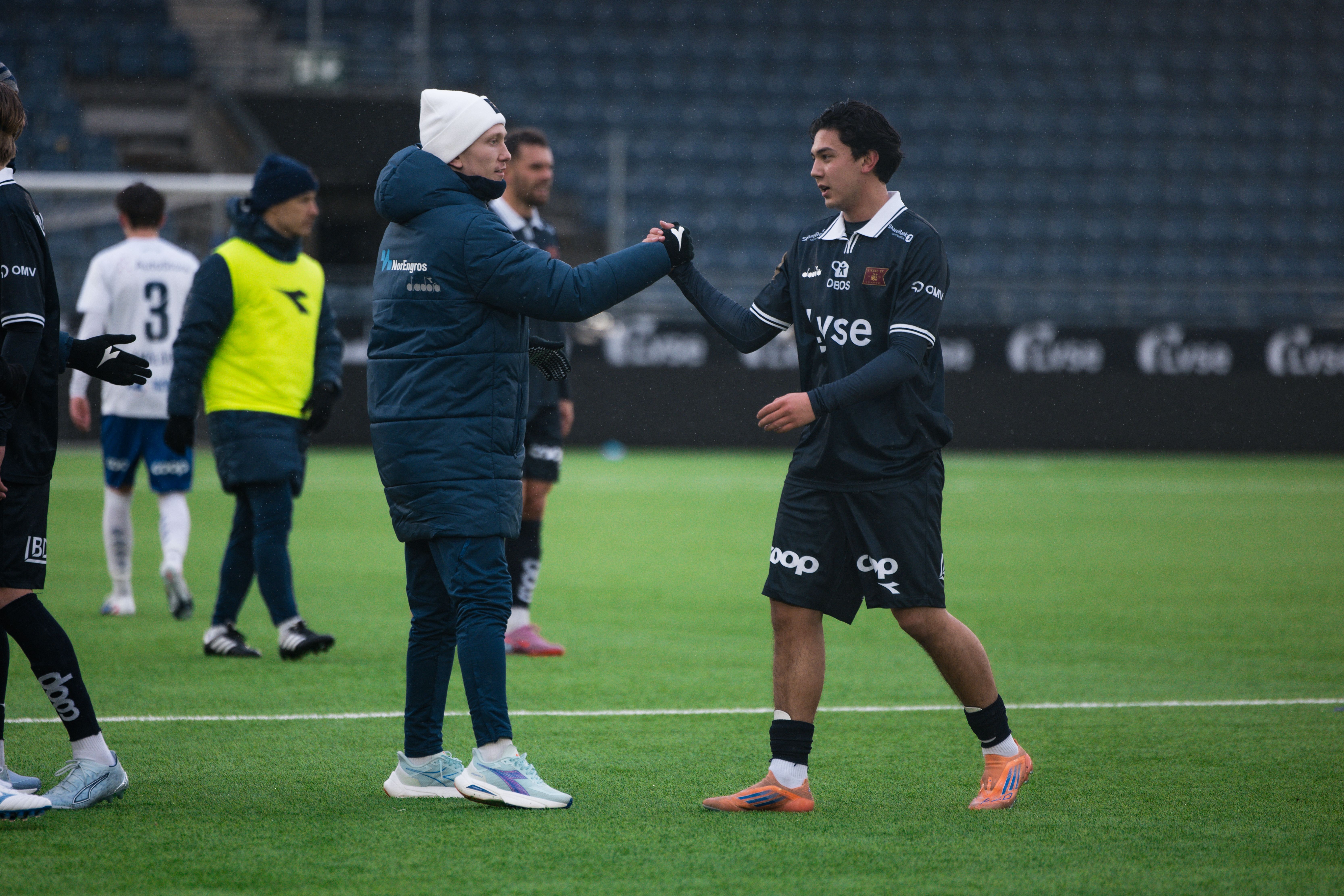 Kristofer (16) debuterte for Vikings A-lag: – Veldig gøy å få muligheten