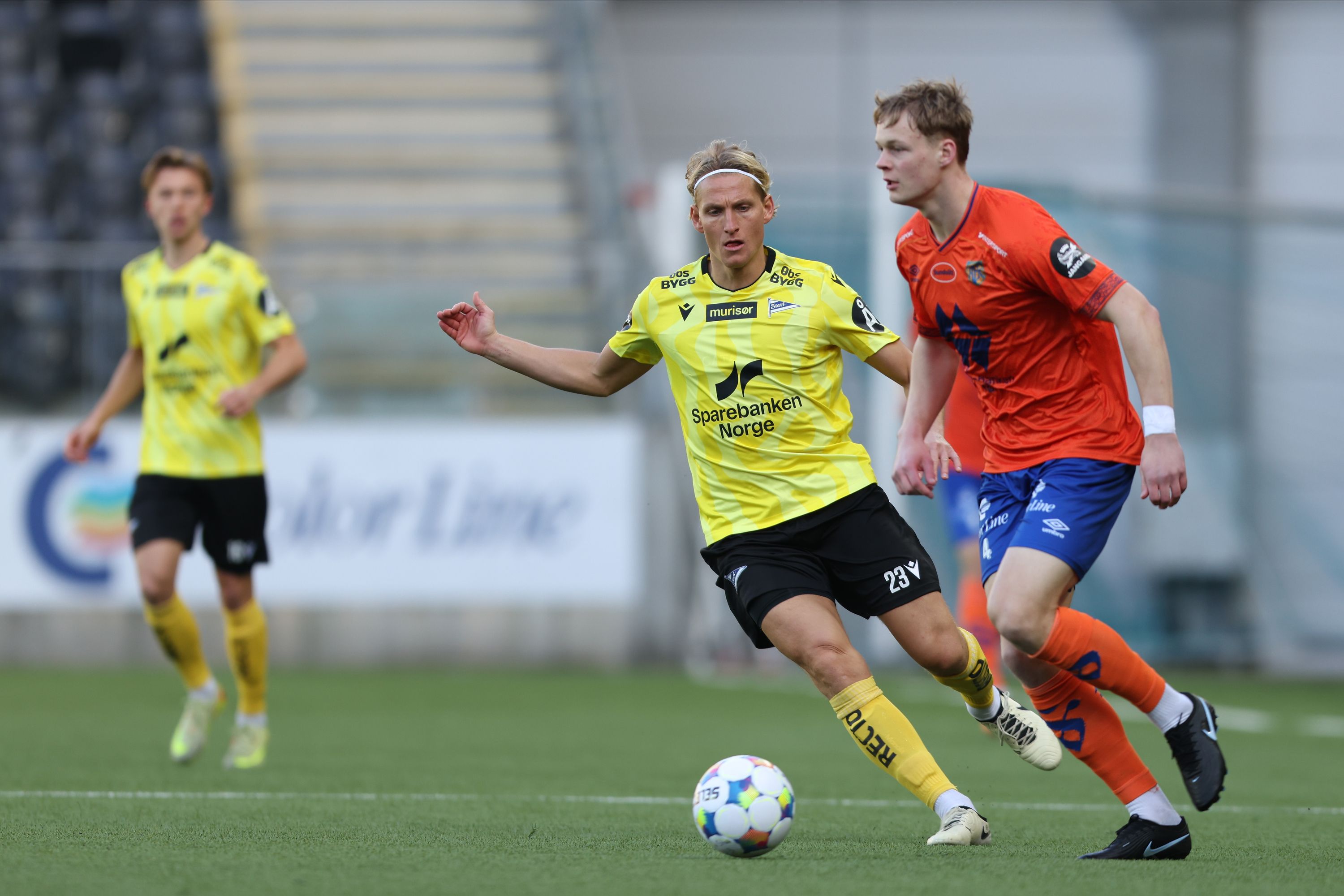 Her er Start-børsen. Sett din egen karakter på spillerne.