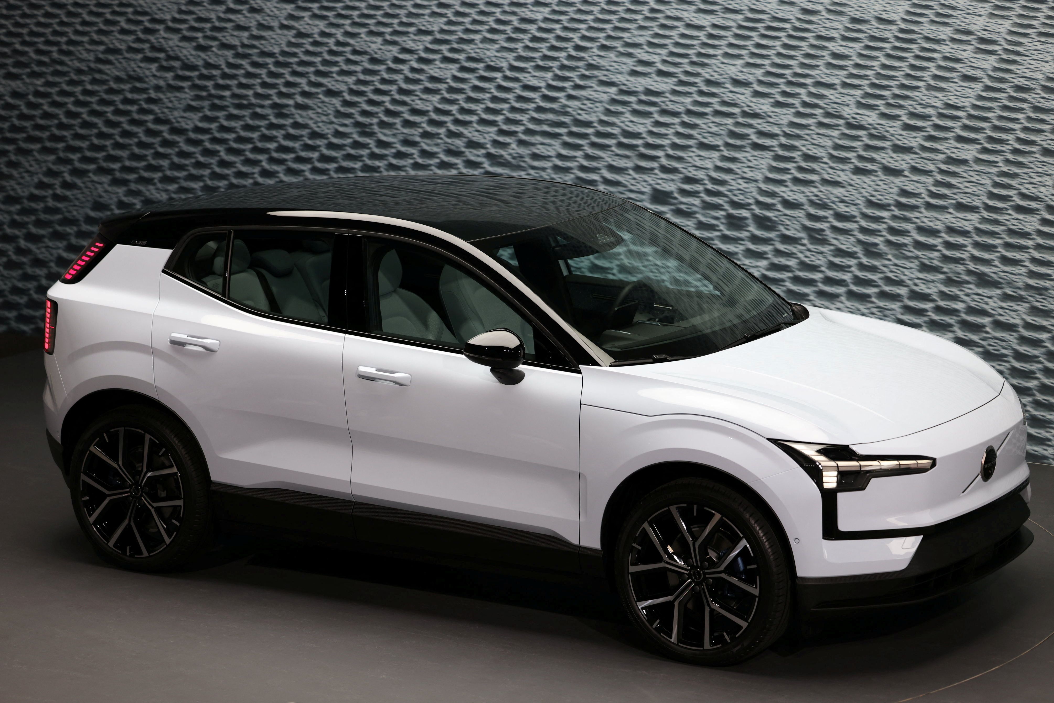 Volvo tilbake­kal­ler 40.000 model­ler