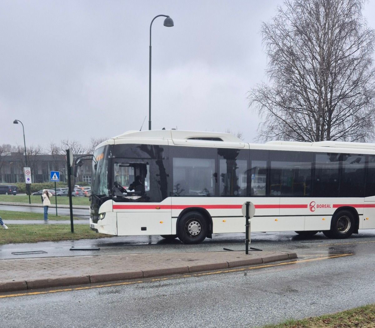 To busser har kollidert