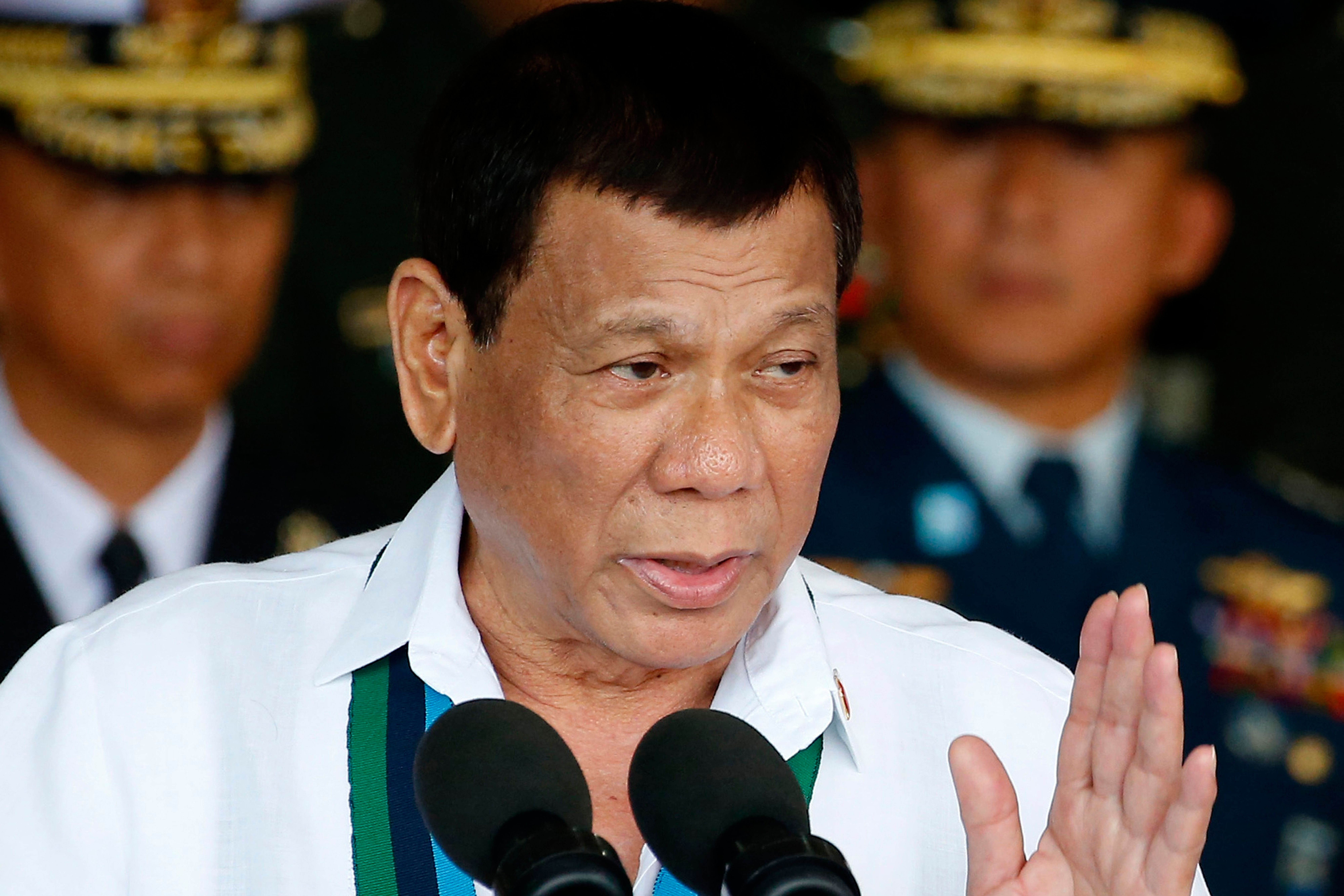 Filippinenes ekspresident Duterte m&oslash;ter i ICC i februar