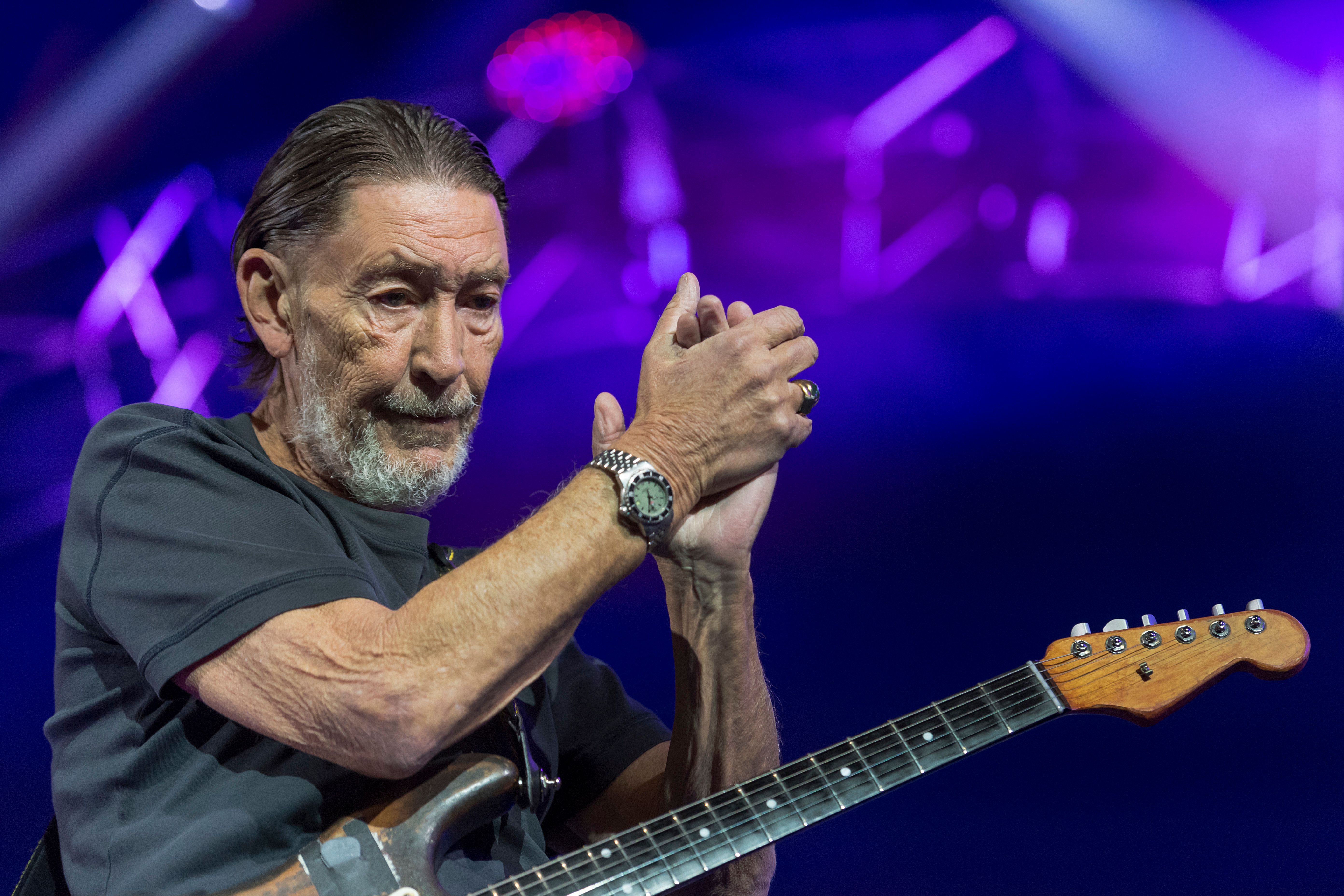 BBC: Artisten Chris Rea er død, 74 år gammel