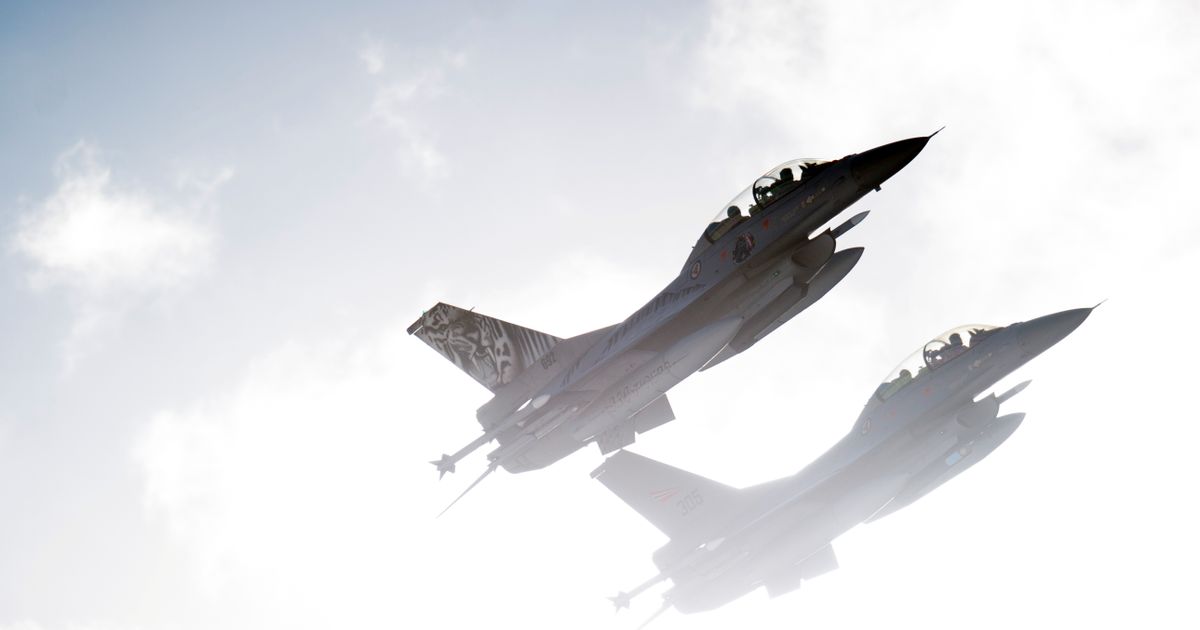 Belgia planlegger å gi Ukraina F16-fly i år - adressa.no