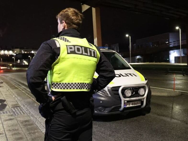 Tunnel stengt etter ulykke