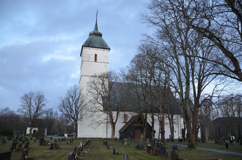 Tårnhatten må trolig tas av Værnes kirke - s-n.no