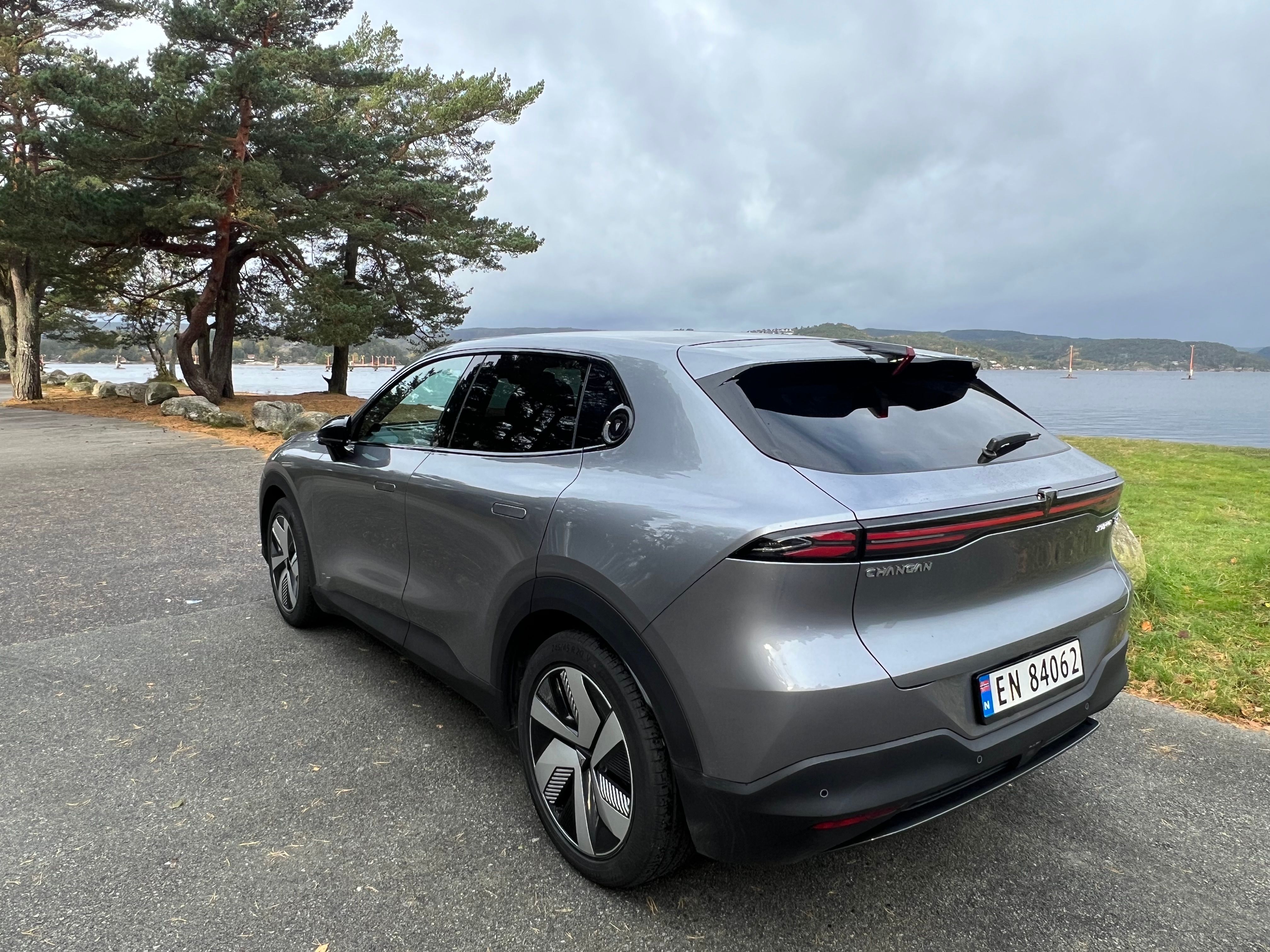 Lover rekke­vidde på 1500 kilometer