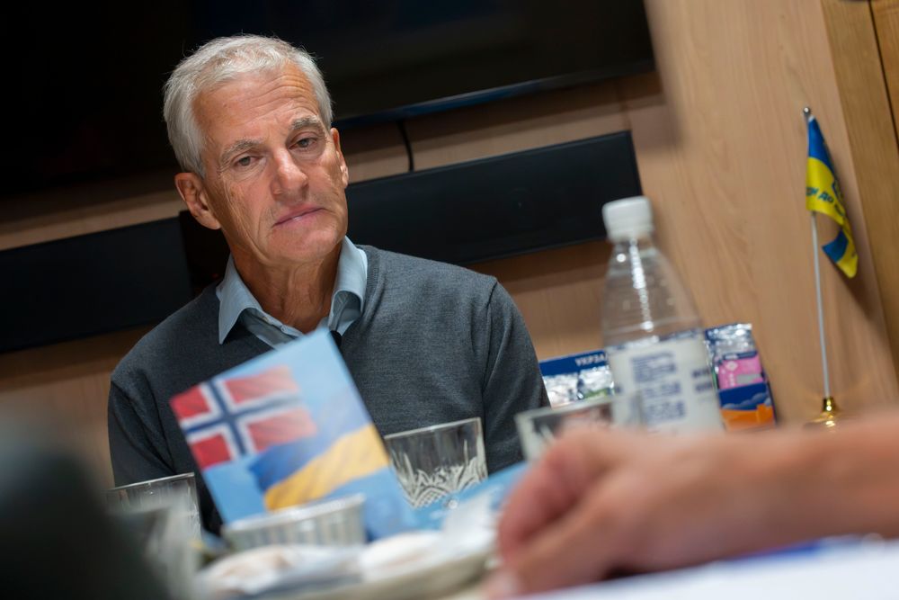 Støre er i Ukraina – møter Zelenskyj