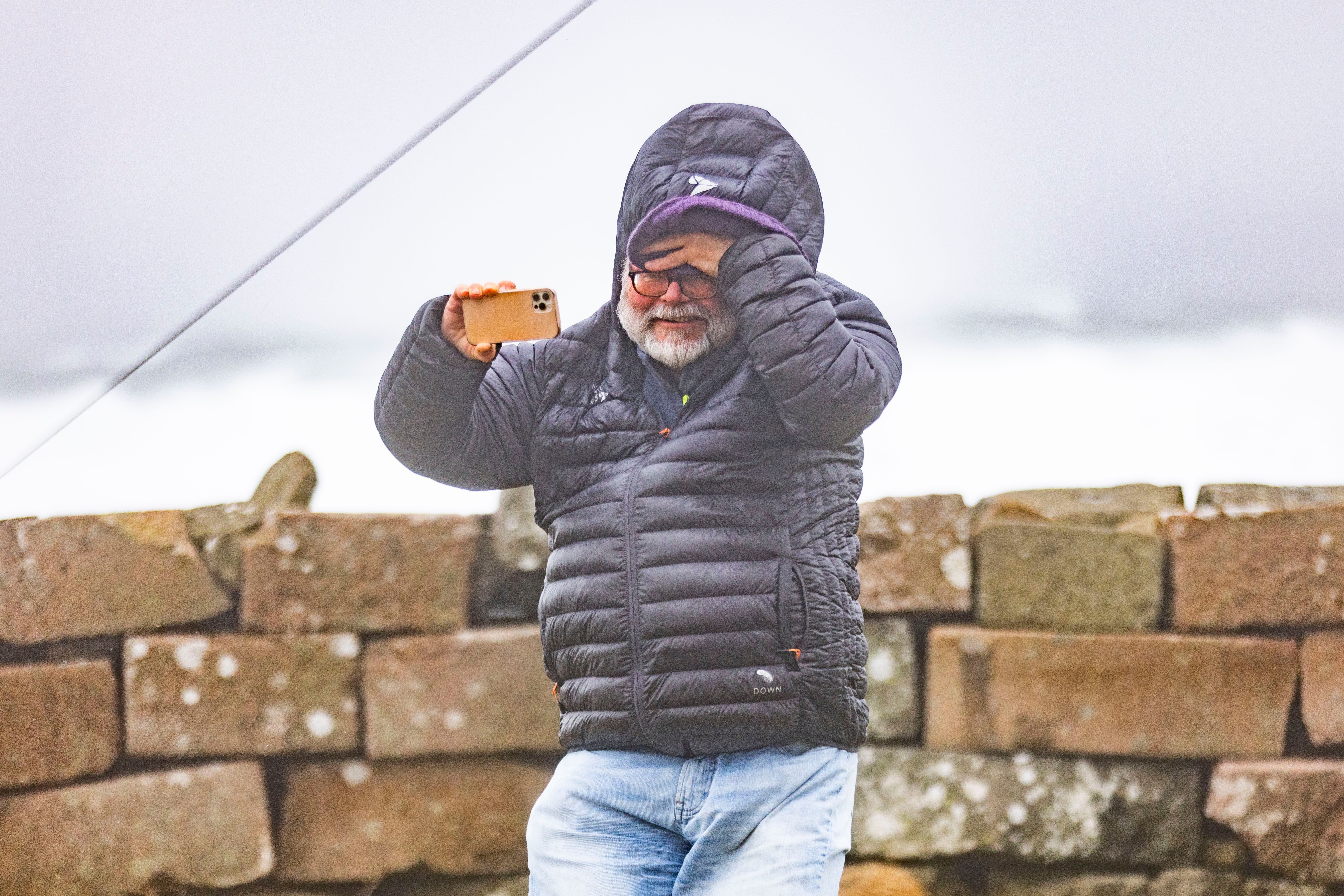 Folk oppsøker vill storm