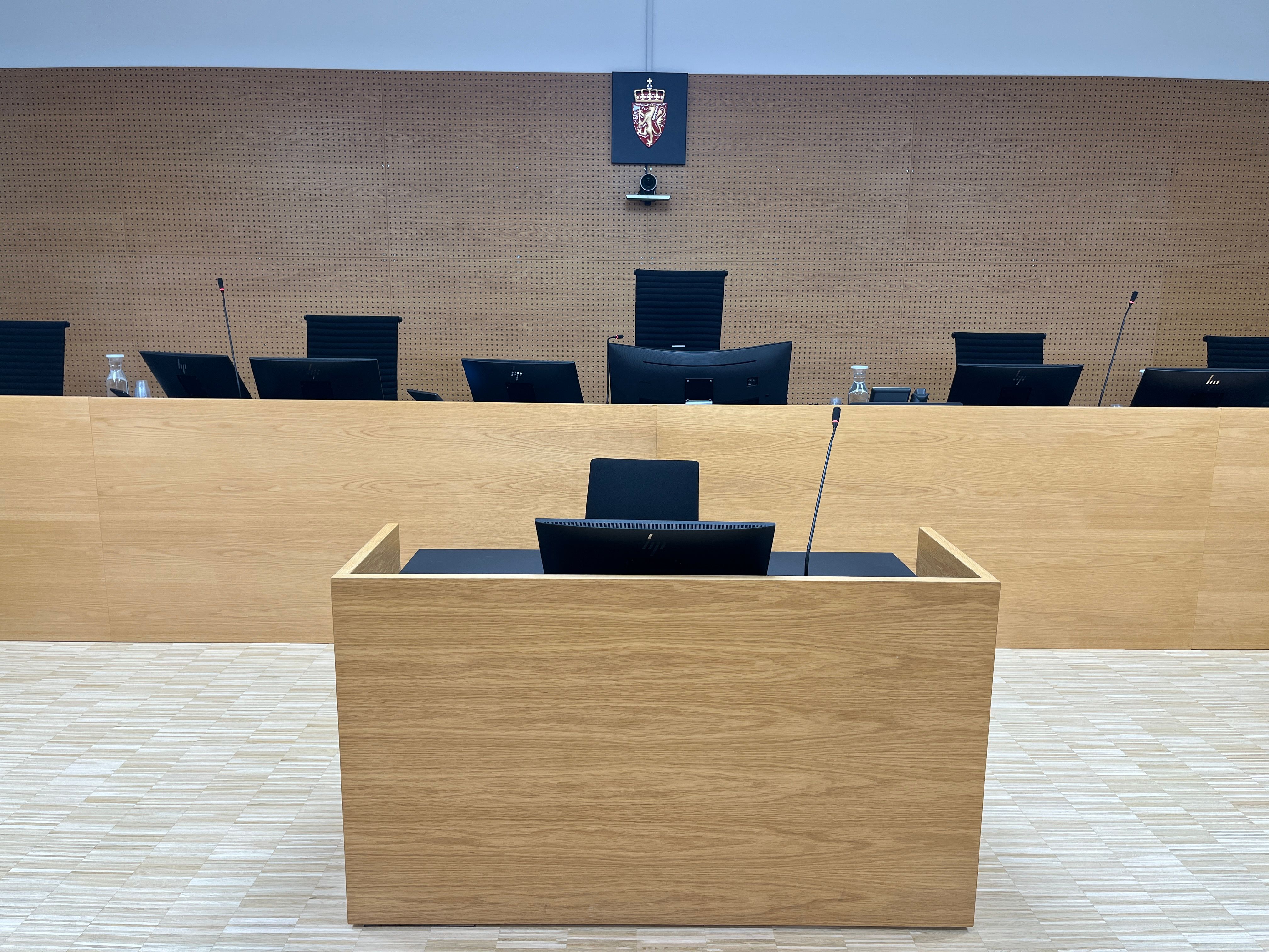 Prosecutor Inger Myklebust requested a ten-year prison sentence for a man in his thirties and a