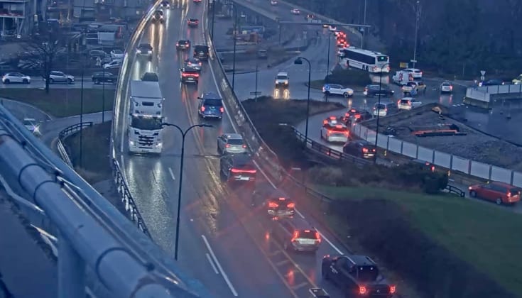 Bilstans skaper lang kø i Kristian­sand