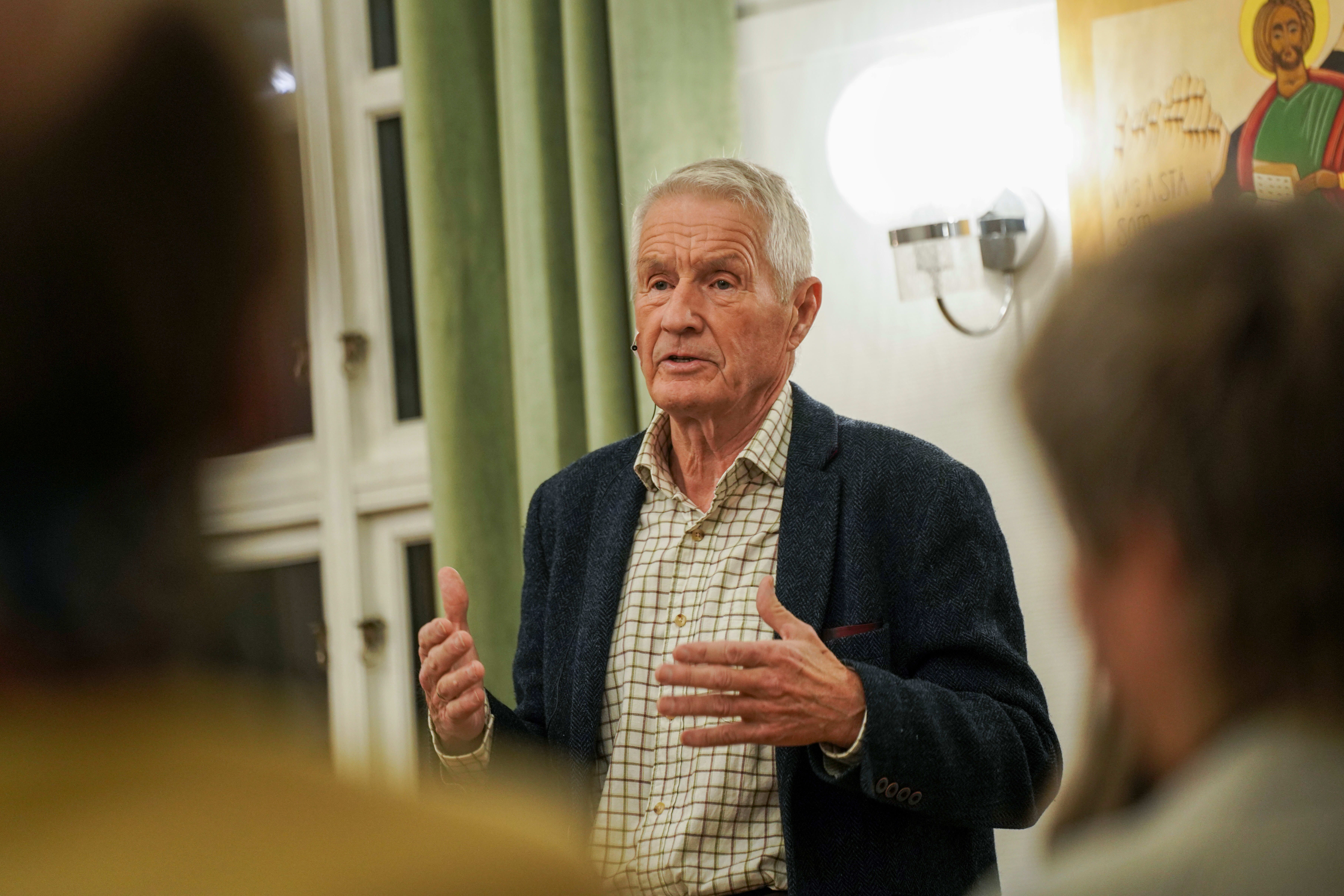 Jagland vars­ler omfat­tende rede­gjø­relse