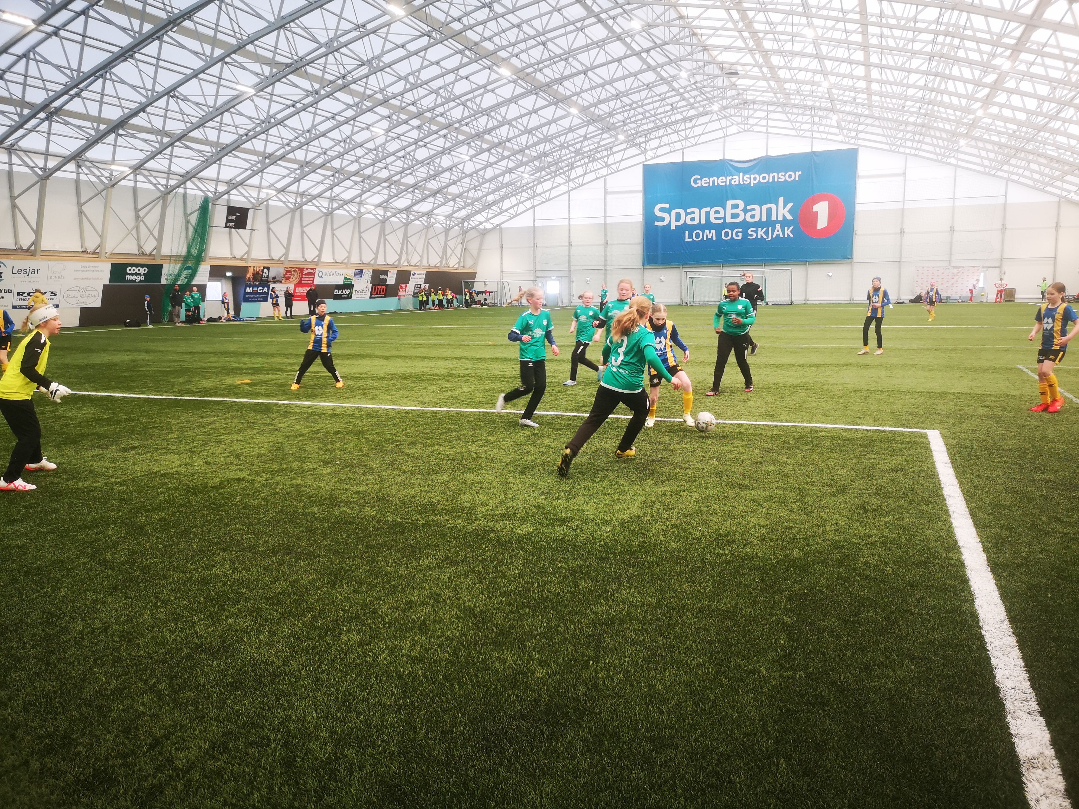 Full hall og god stemning på Snøhetta Cup - vigga.no