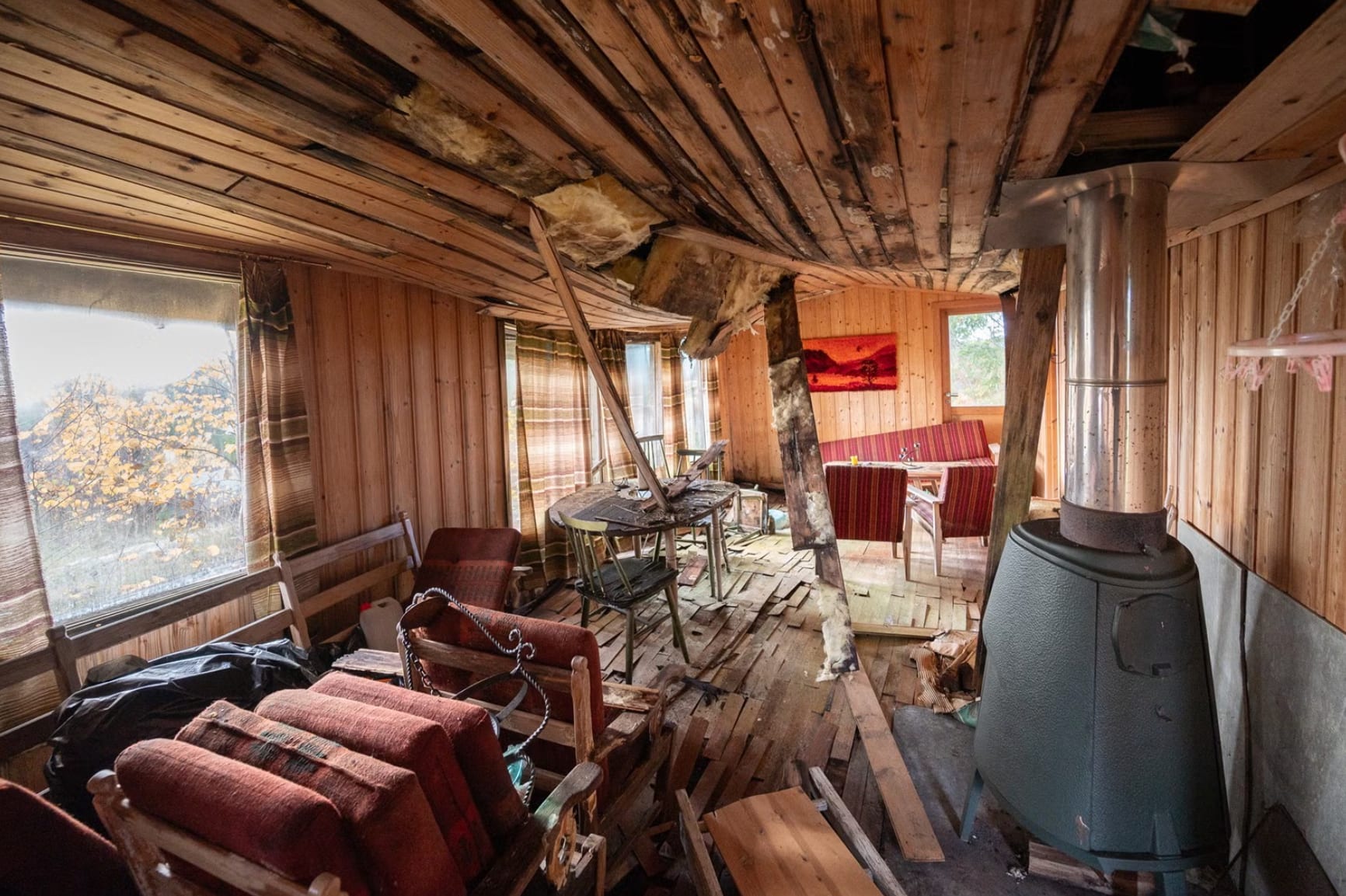 Hytta har fortalt i flere tiår. Nå selges den.