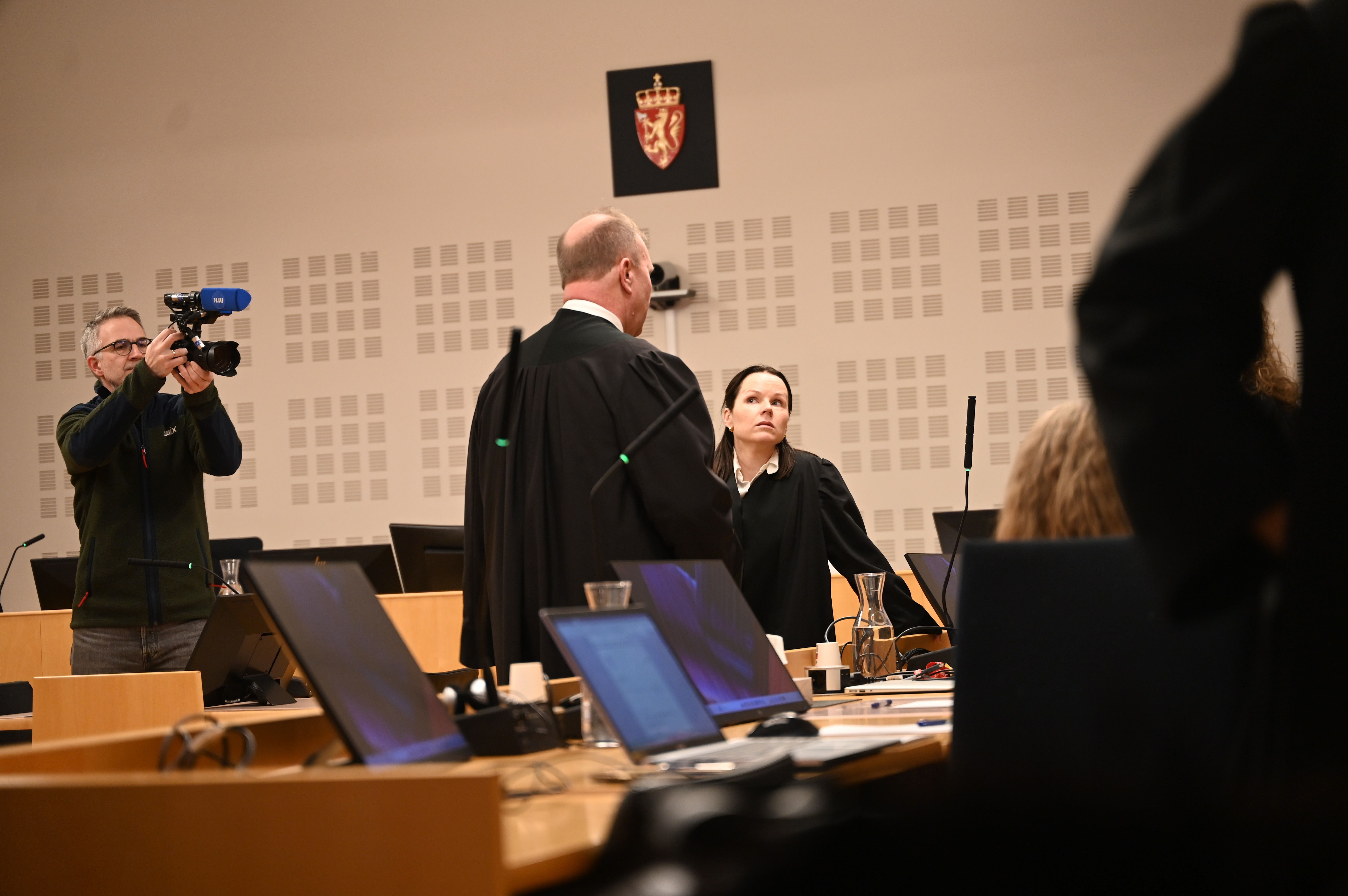 Tiltalt for å ha ristet baby til døde – erkjenner ikke straff­skyld