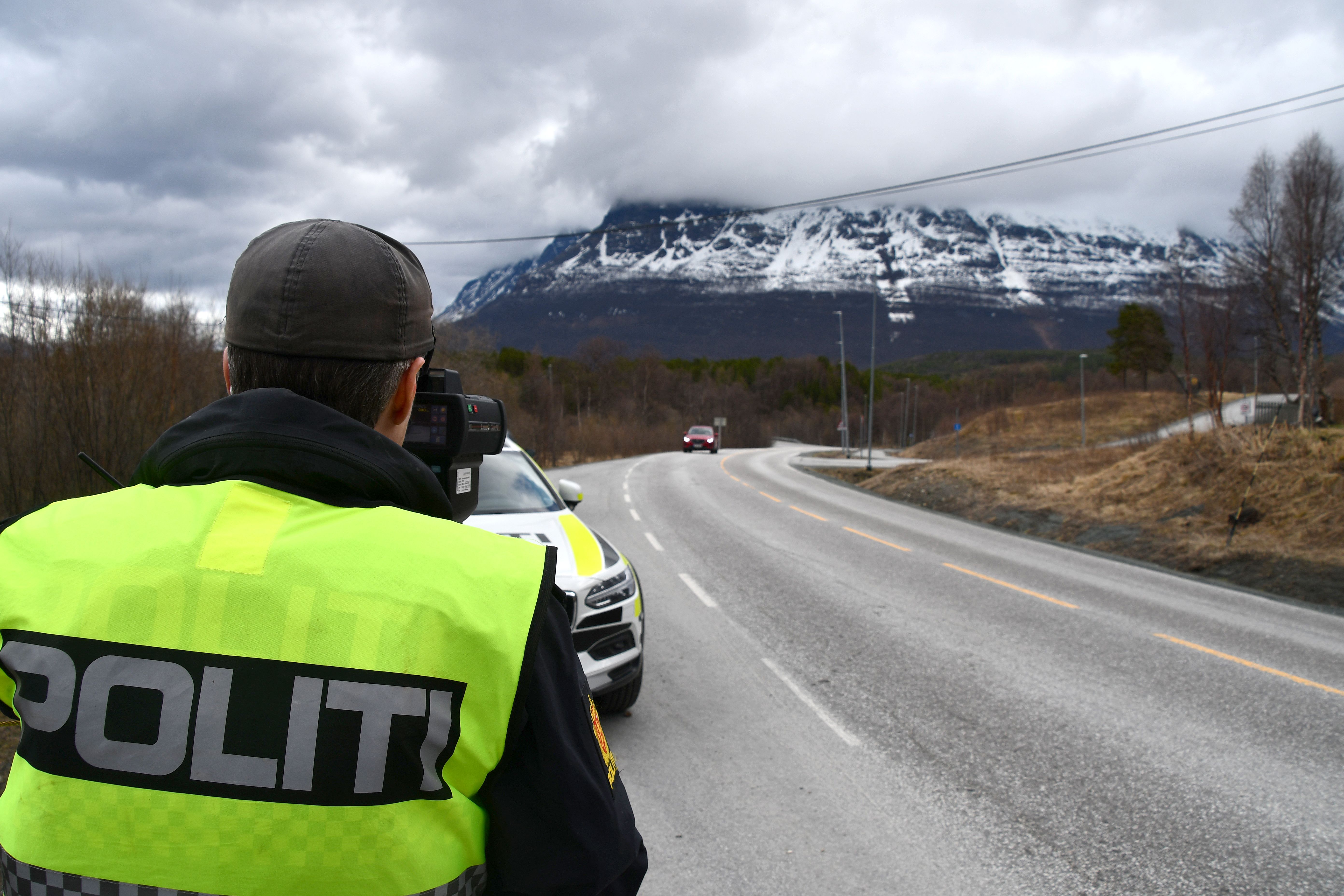 Færre bruker mobilen bak rattet - framtidinord.no