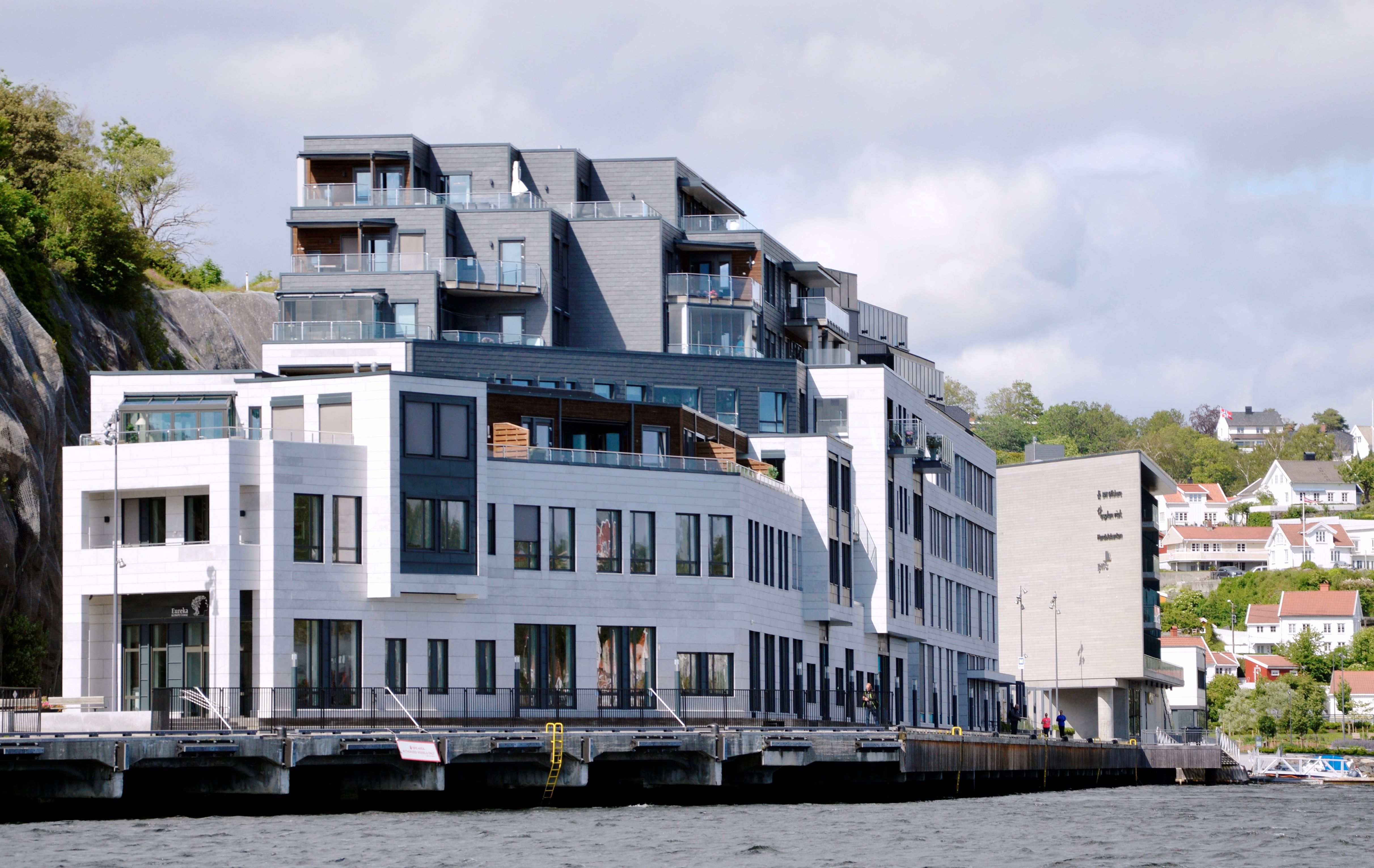 Slik skal kommunen flytte 50 ekstra ansatte inn på rådhuset ...