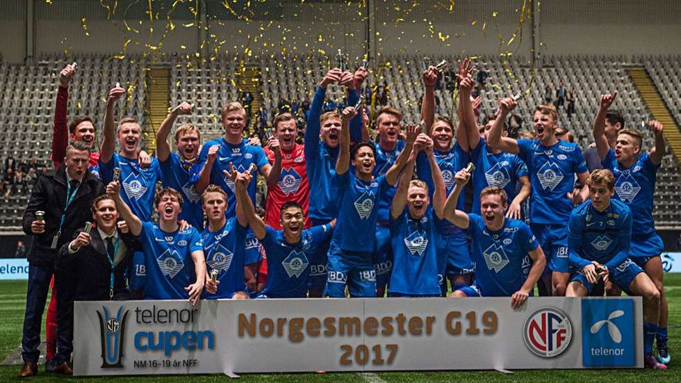 Cupmesterne De To Siste rene Fikk To Utvisninger Og Bommet P Straffe