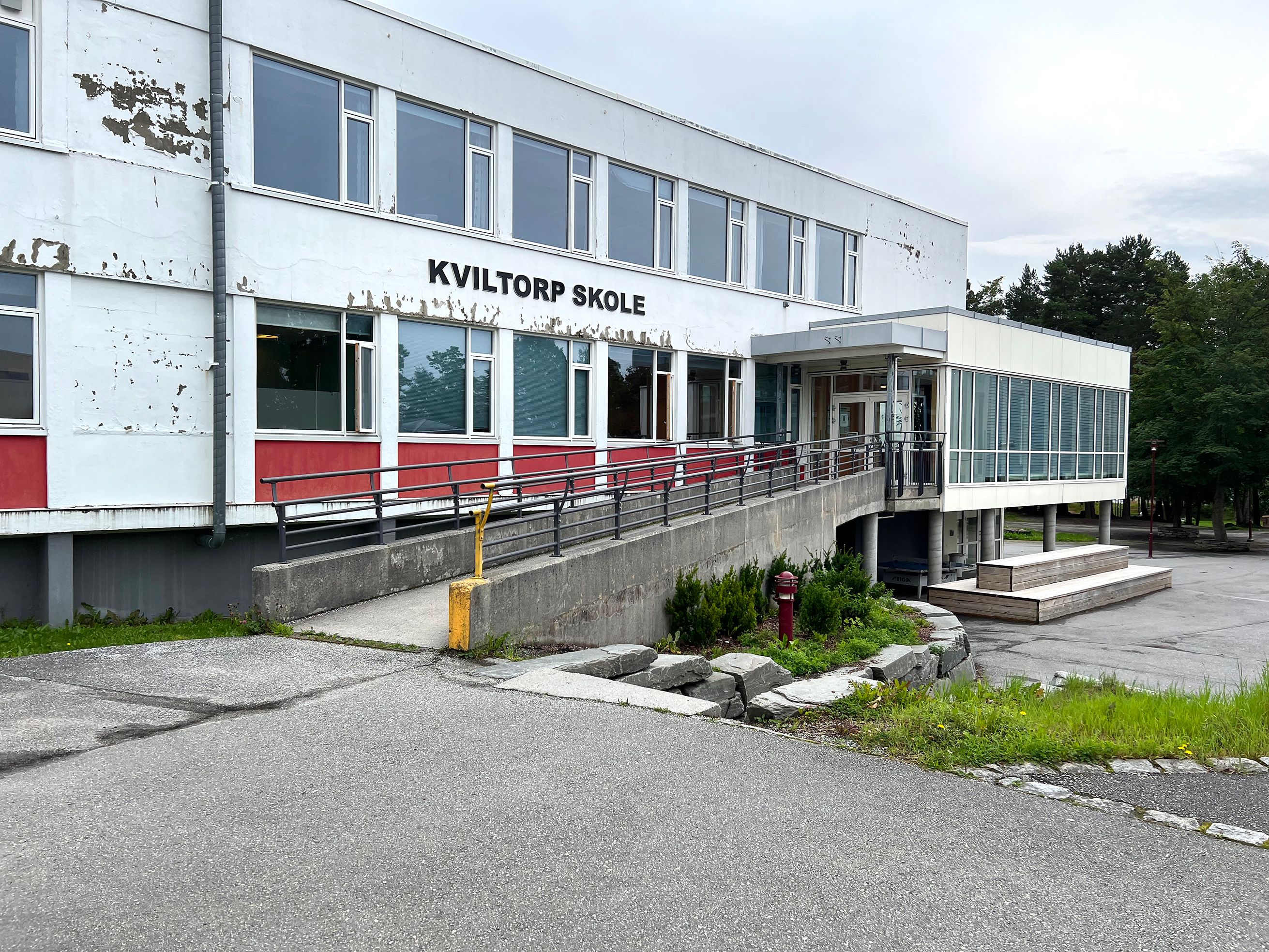 kjempestore-forskjeller-i-molde-skolen-bruker-over-dobbelt-s-mye-per