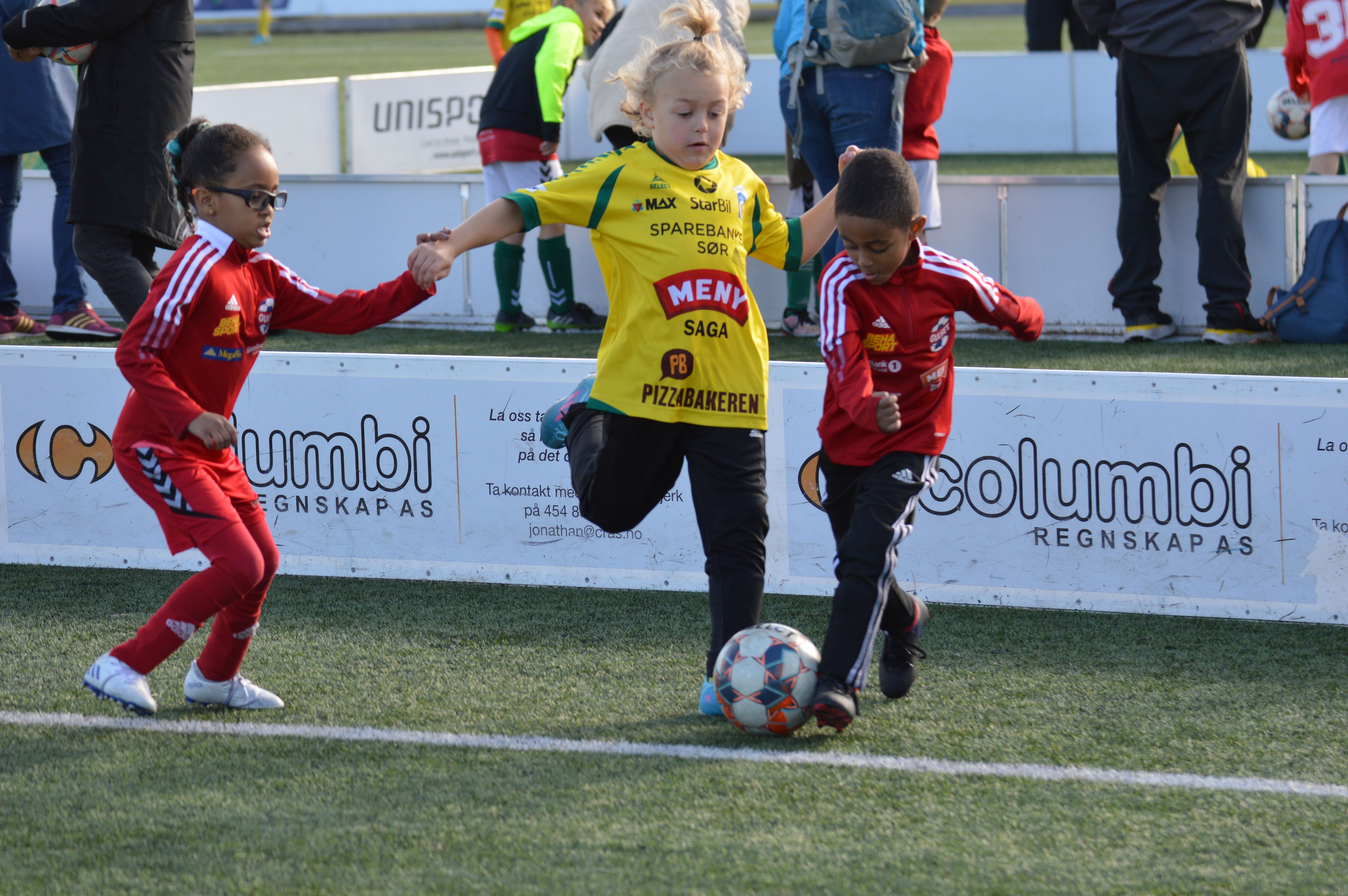 Se Bildene Fra Fotball festen P Herkules Varden no