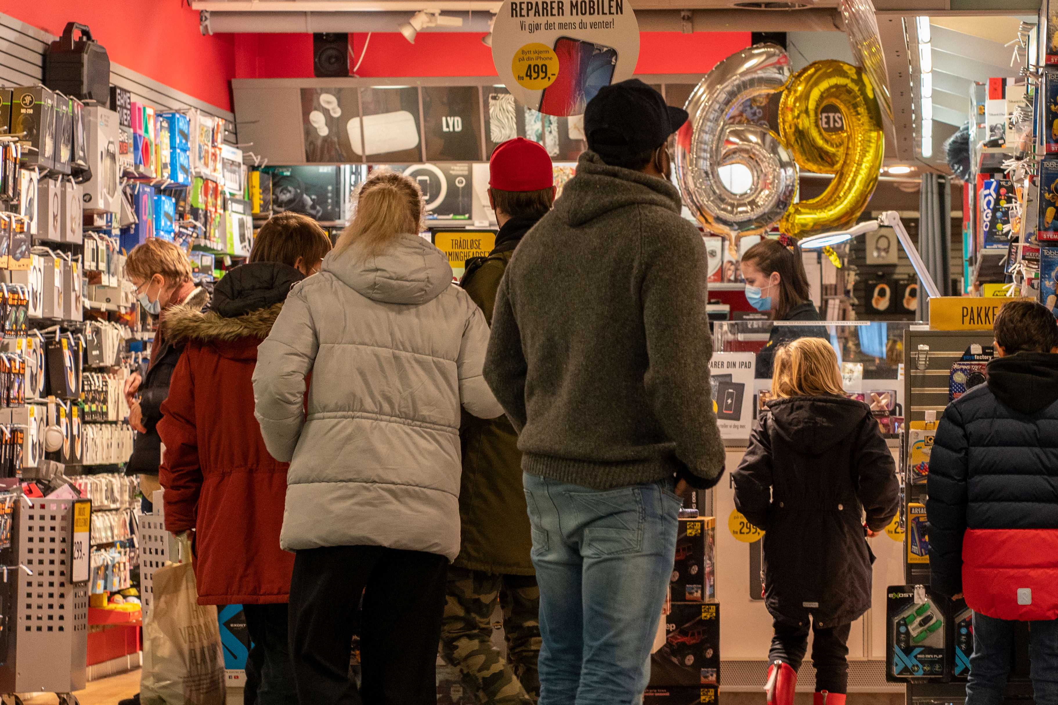 Kjøper opp butikk­kjede